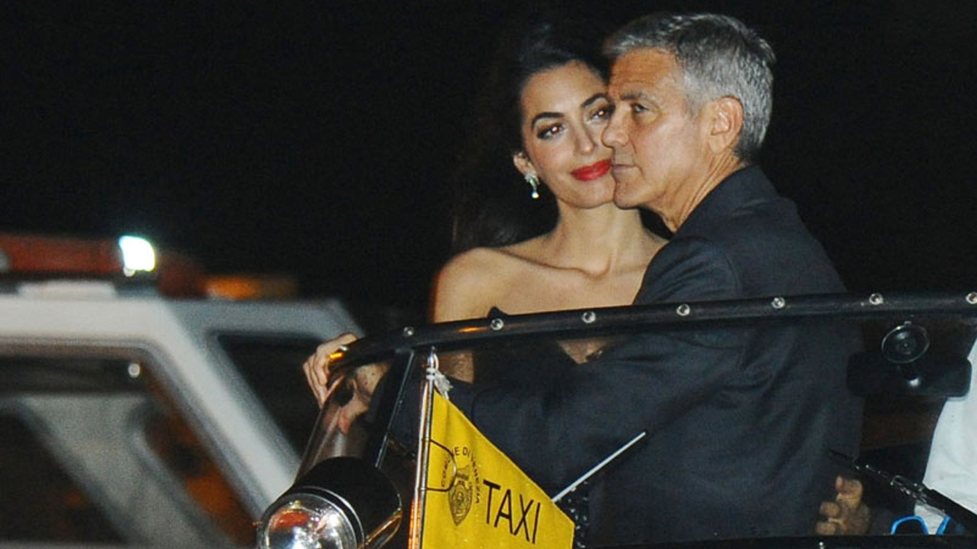 George y Amal Clooney reaparecen en Venecia convertidos en los nuevos papás de Hollywood