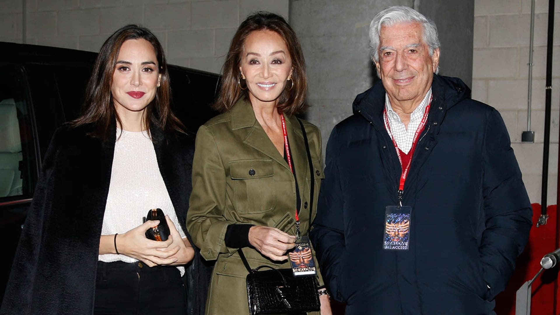 ¡La fan número uno! Isabel Preysler asegura que ha perdido dos kilos bailando en el concierto de su hijo Enrique