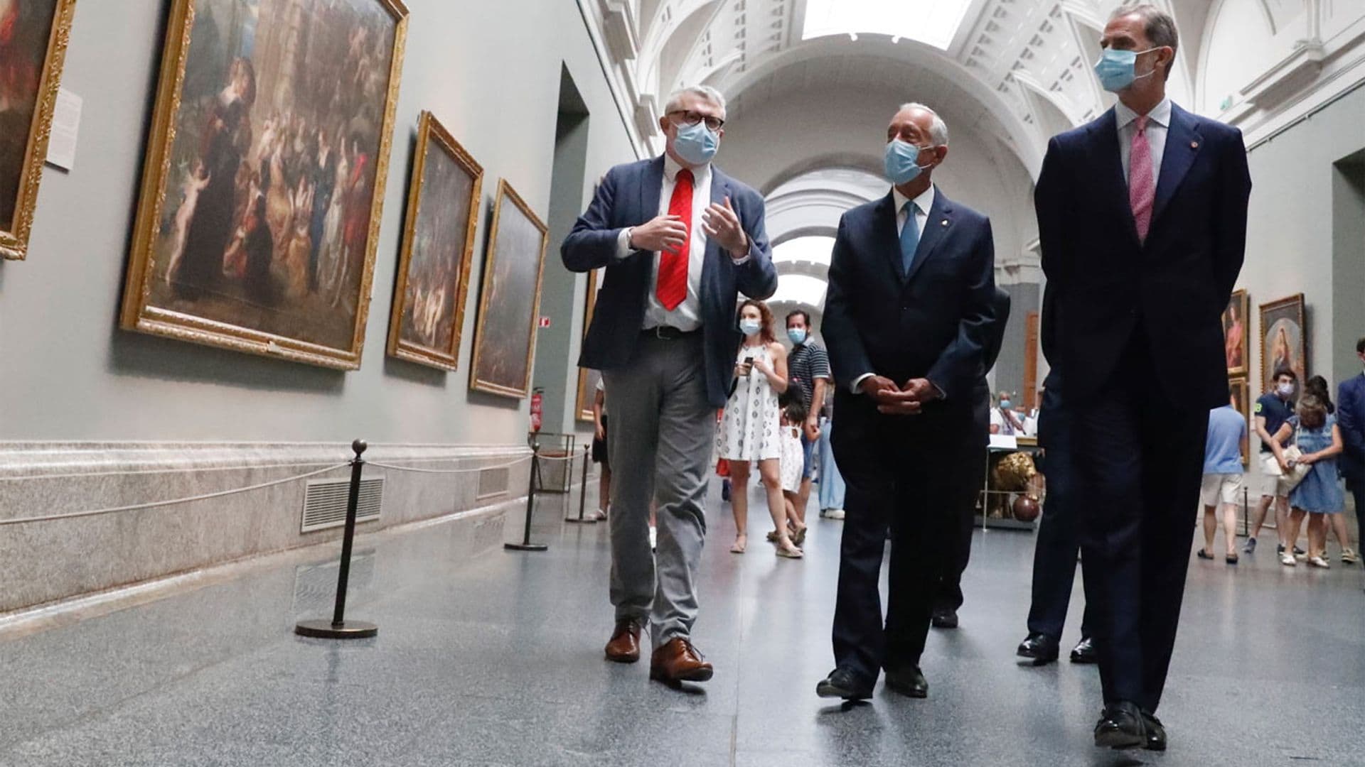 El Rey y el presidente de Portugal, dos visitantes más en el Museo del Prado