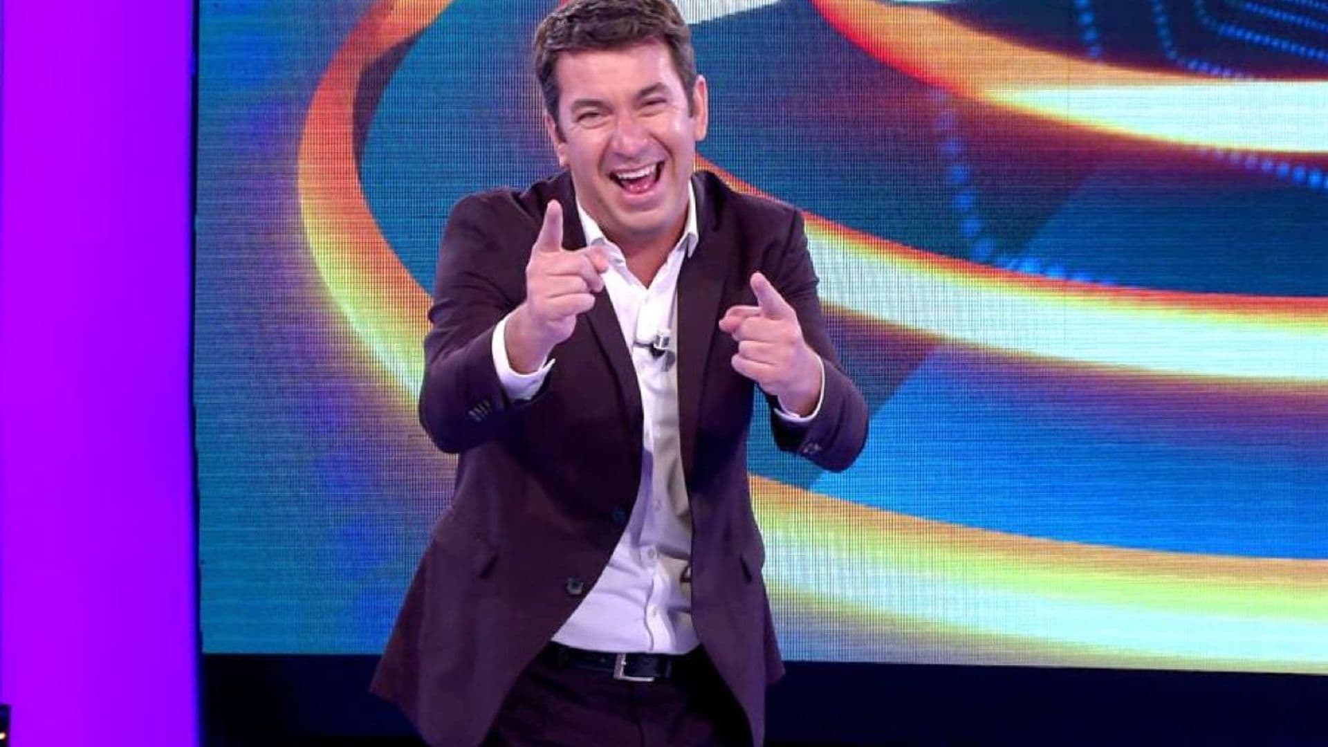 Arturo Valls no pierde el sentido del humor para despedirse de '¡Ahora caigo!'