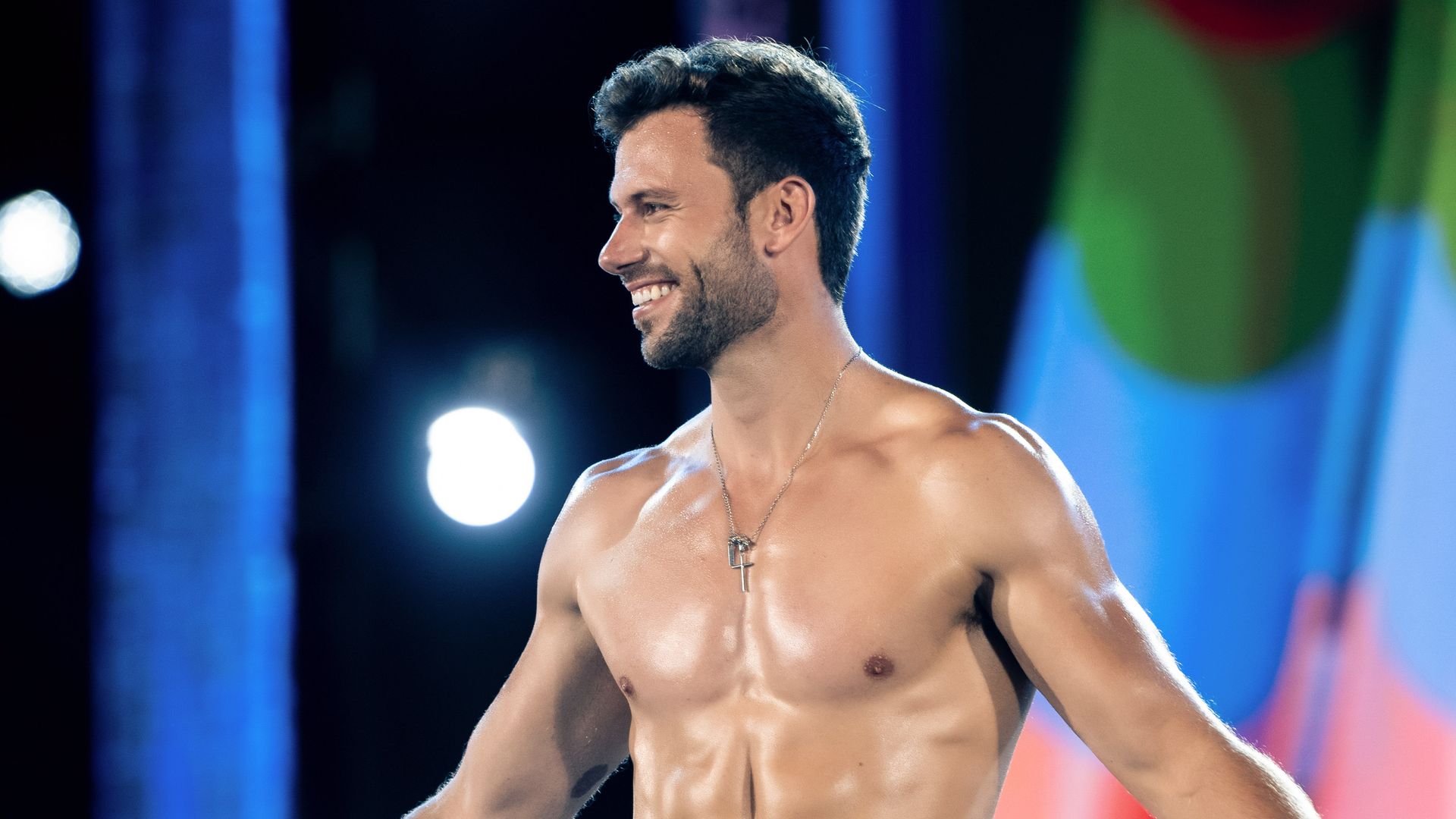 Toni Company, representante de España, logra la tercera posición en Mister Mundo 2024