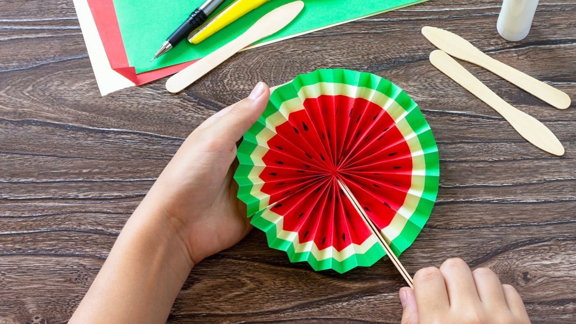 Un original abanico casero para aliviar el calor de estos días