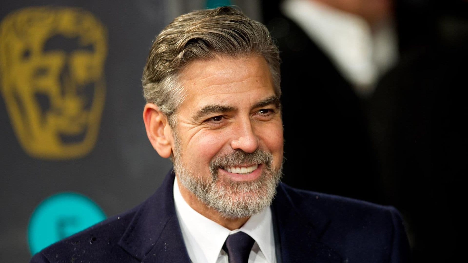 George Clooney: un mito de Hollywood que desafía en Mykonos el paso del tiempo