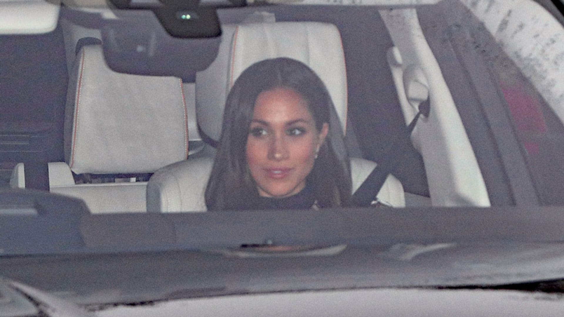 Analizamos el look de Meghan Markle en su primera cita navideña con la familia Windsor