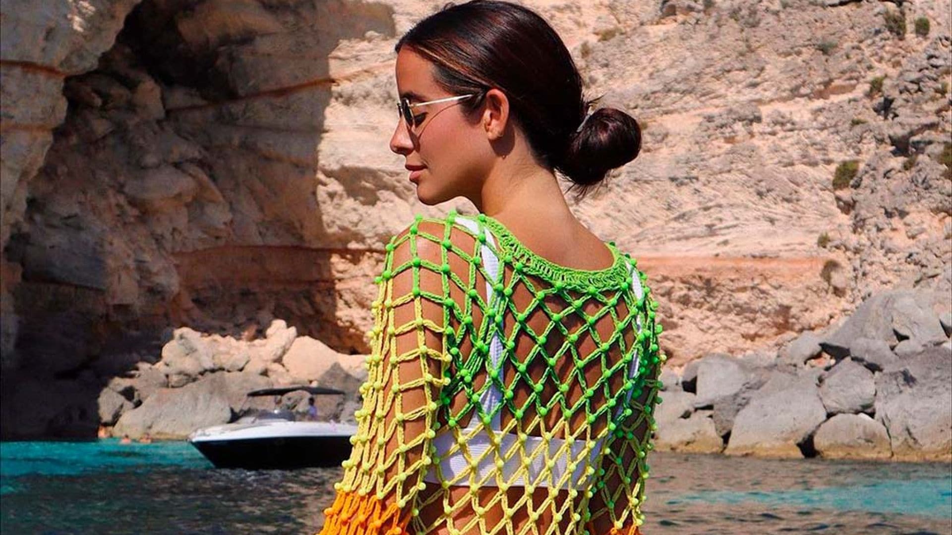 ¿Buscas un look de playa diferente y con estilo? Prueba el vestido 'fishnet' de supertendencia