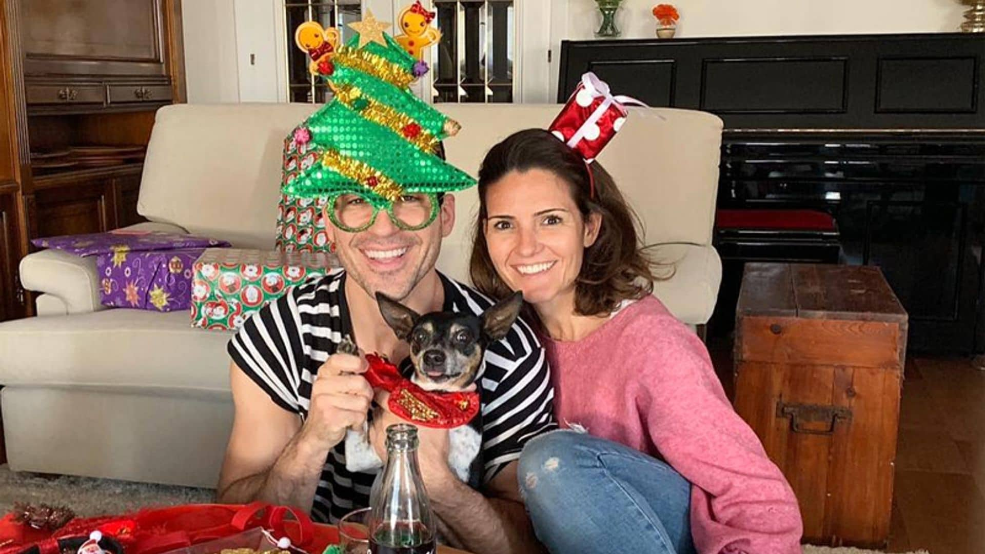 Miguel Ángel Silvestre recupera la sonrisa con su familia en la primera Nochebuena sin su padre