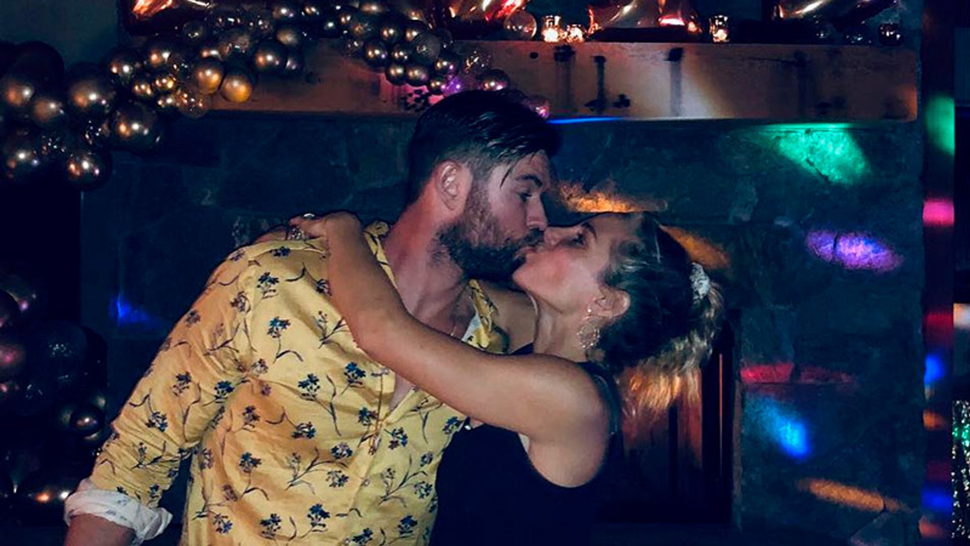 Elsa Pataky y Chris Hemsworth dan la bienvenida al nuevo año más enamorados que nunca