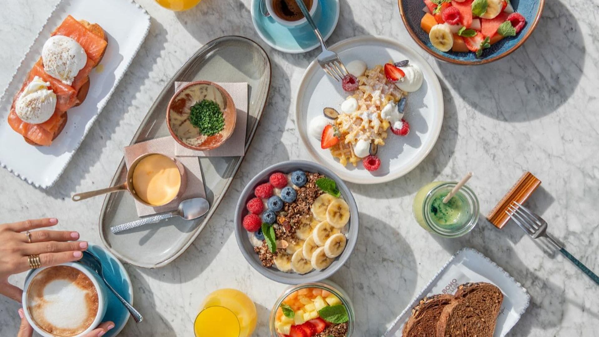 8 hoteles donde desayunar se convierte en la mejor experiencia gastro