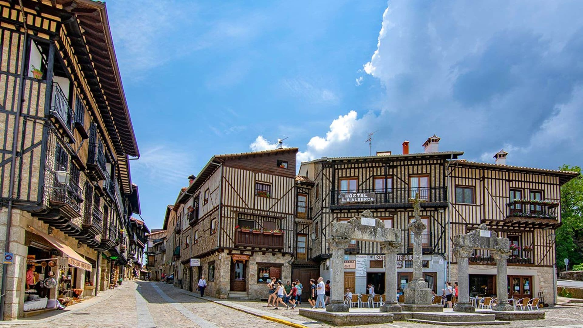 Bodegas, pueblos y senderos, tres motivos para visitar ahora la Sierra de Francia