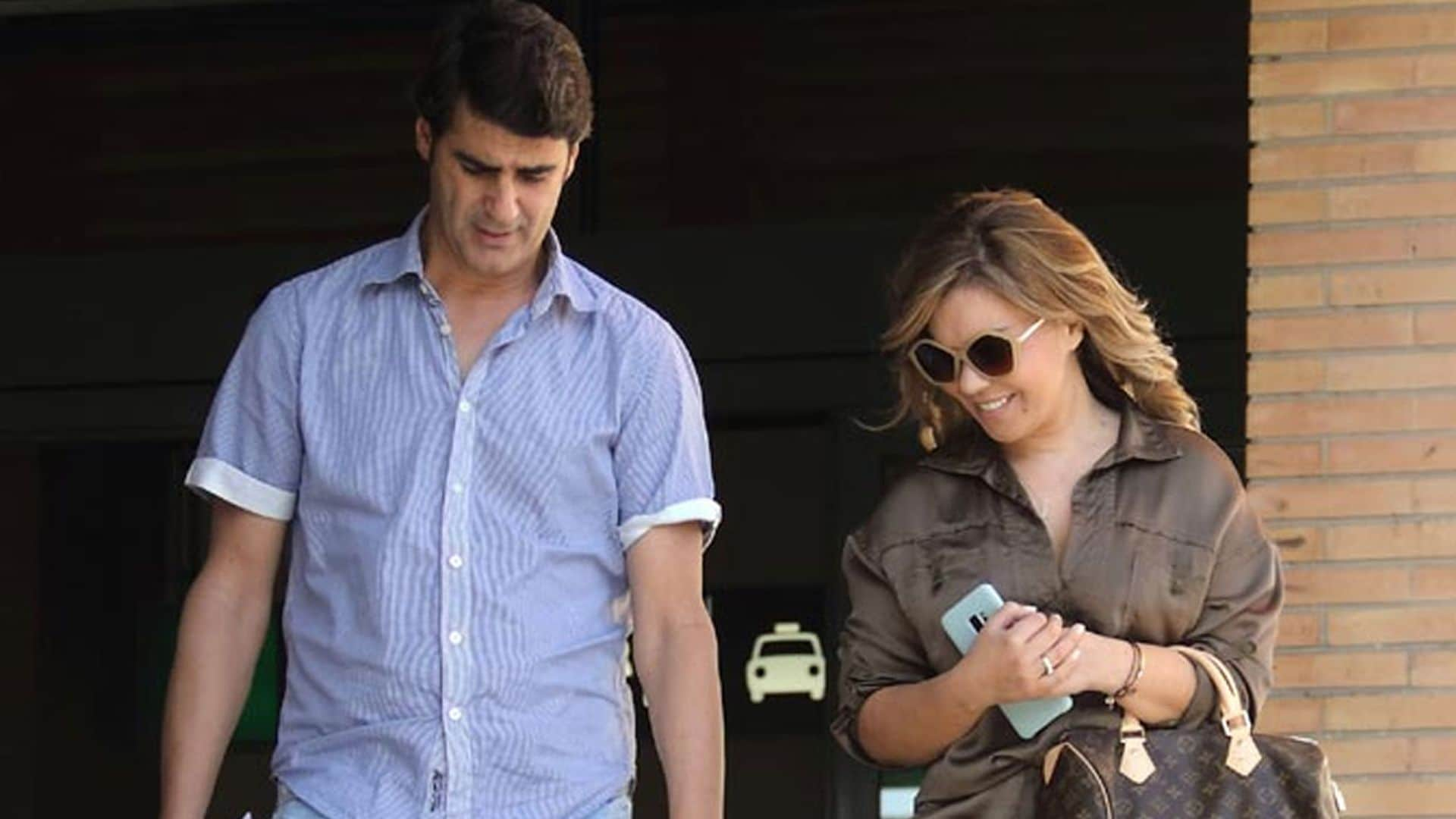 En ¡HOLA!: María José y Jesulín acompañan a su hija Julia en el inicio de su nueva etapa en EEUU