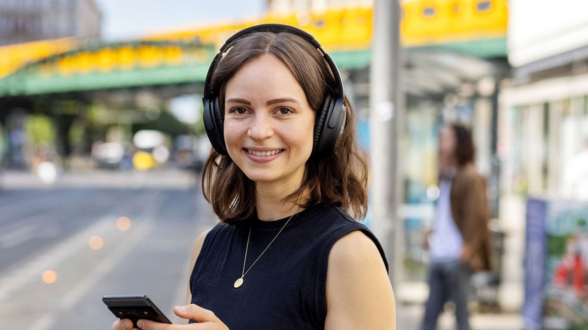 Compra estos auriculares de diadema por menos de 20€ disfruta de tu música sin interrupciones