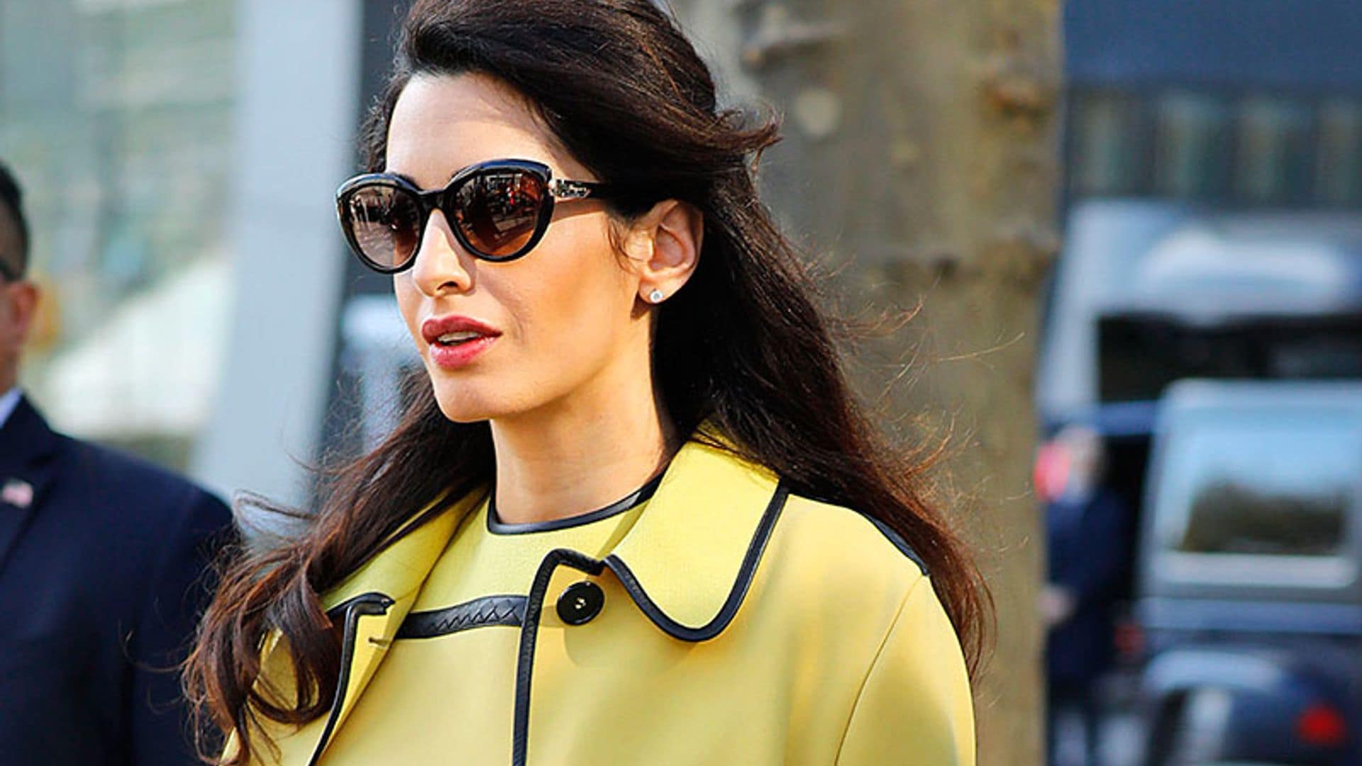 Amal Clooney emula a Jackie Kennedy por las calles de Nueva York