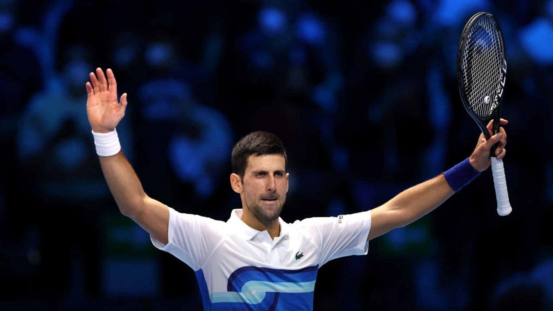 Juez restaura la visa de Novak Djokovic, podrá jugar en el Abierto de Australia