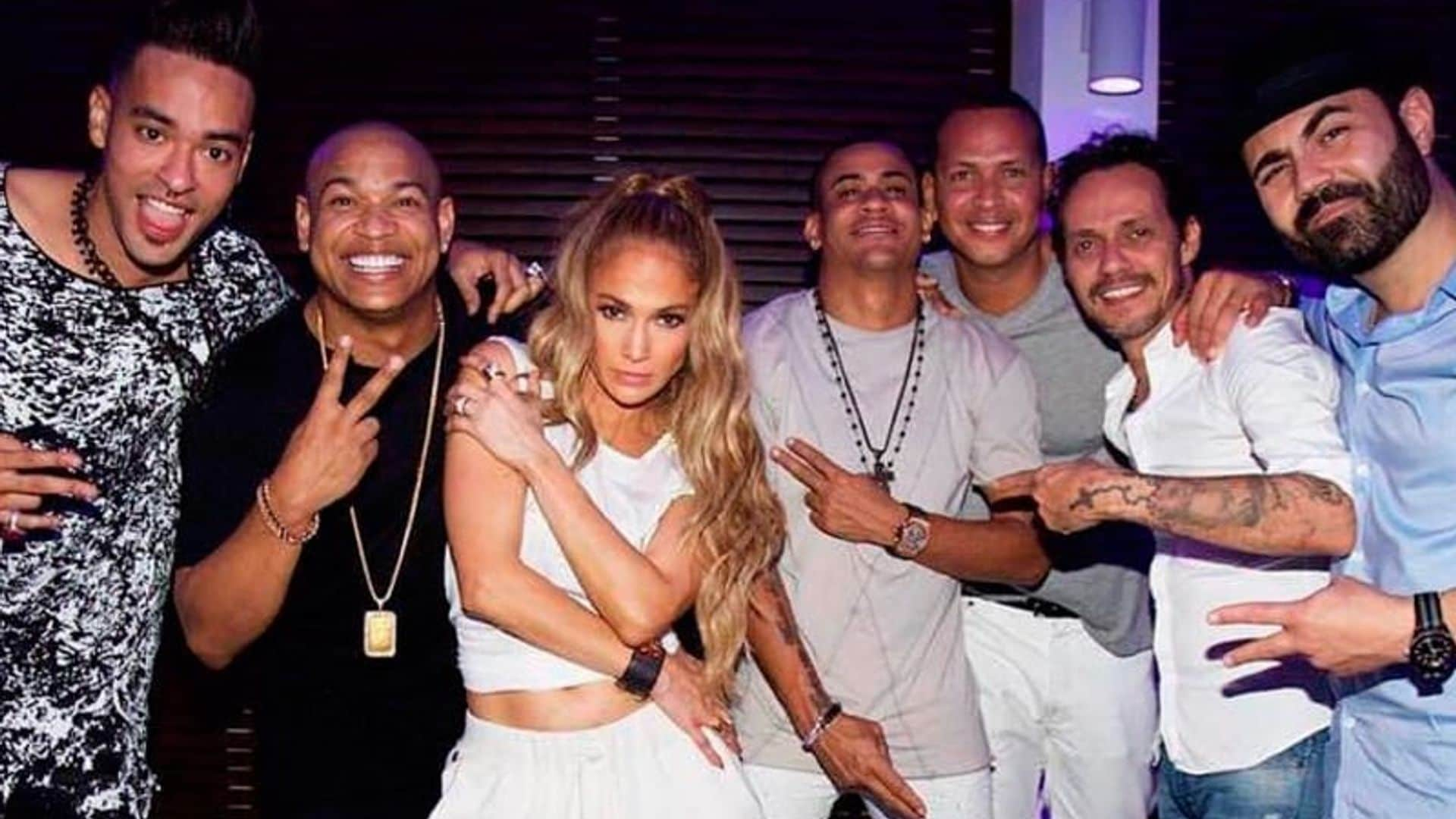 ¡Hasta bailaron! Marc Anthony recibe con los brazos abiertos a Alex Rodríguez, novio de JLo