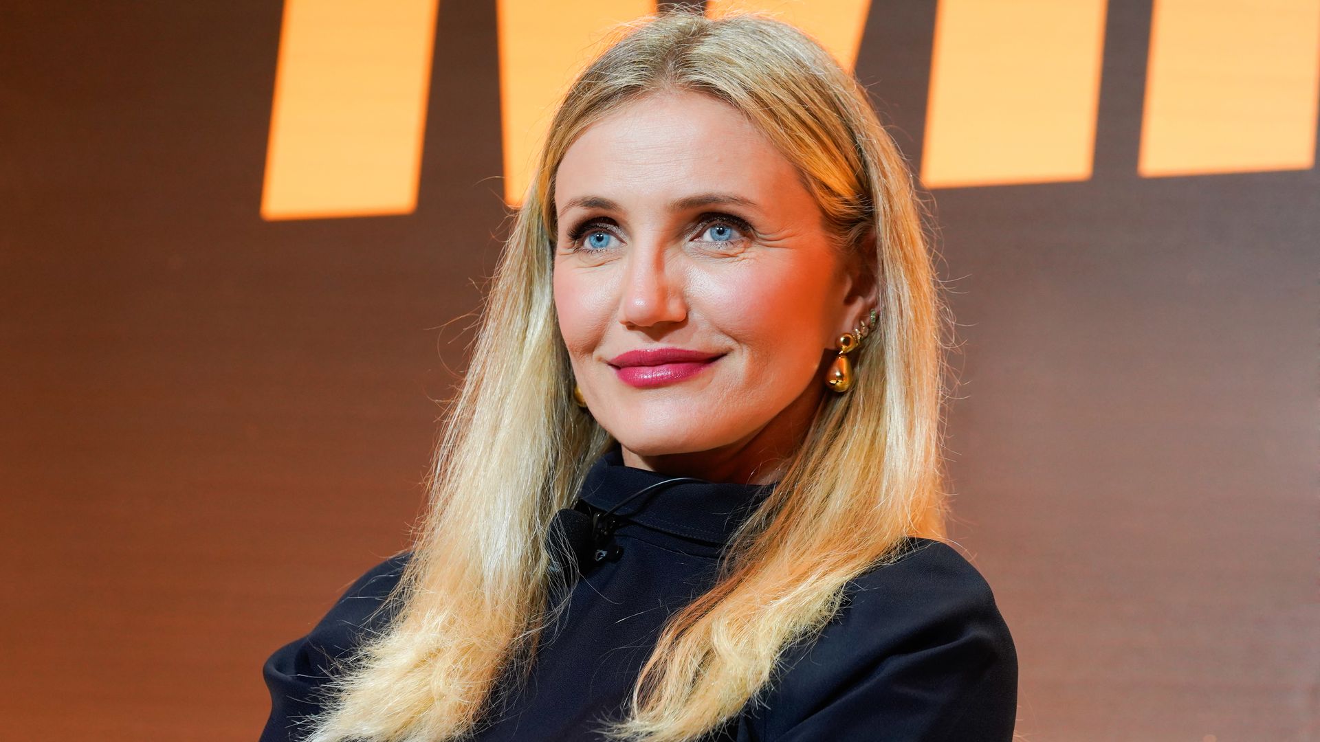 Cameron Diaz reaparece ante las cámaras con el combo rejuvenecedor que siempre funciona