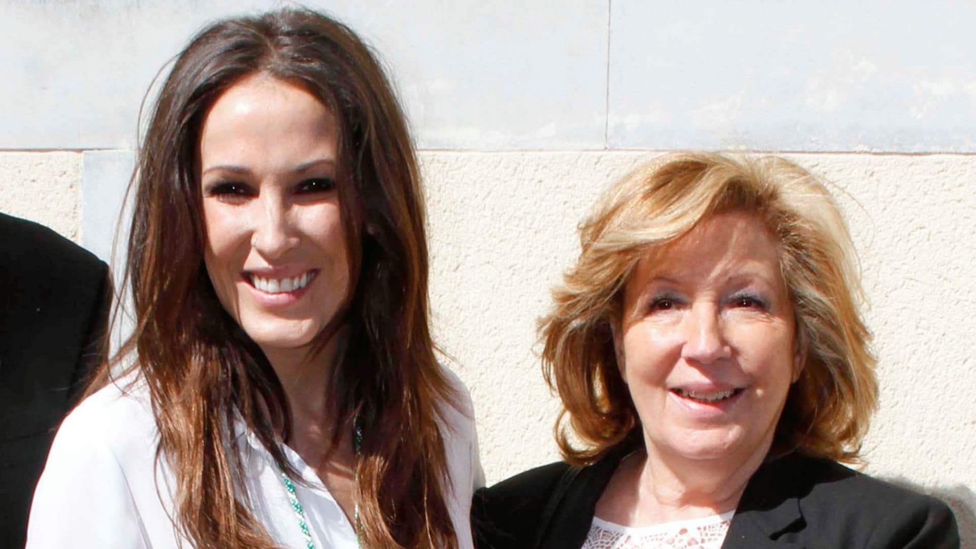 Las etiquetas fuera, el pelo enganchado en la ropa... las divertidas anécdotas de Malú con su madre en los conciertos