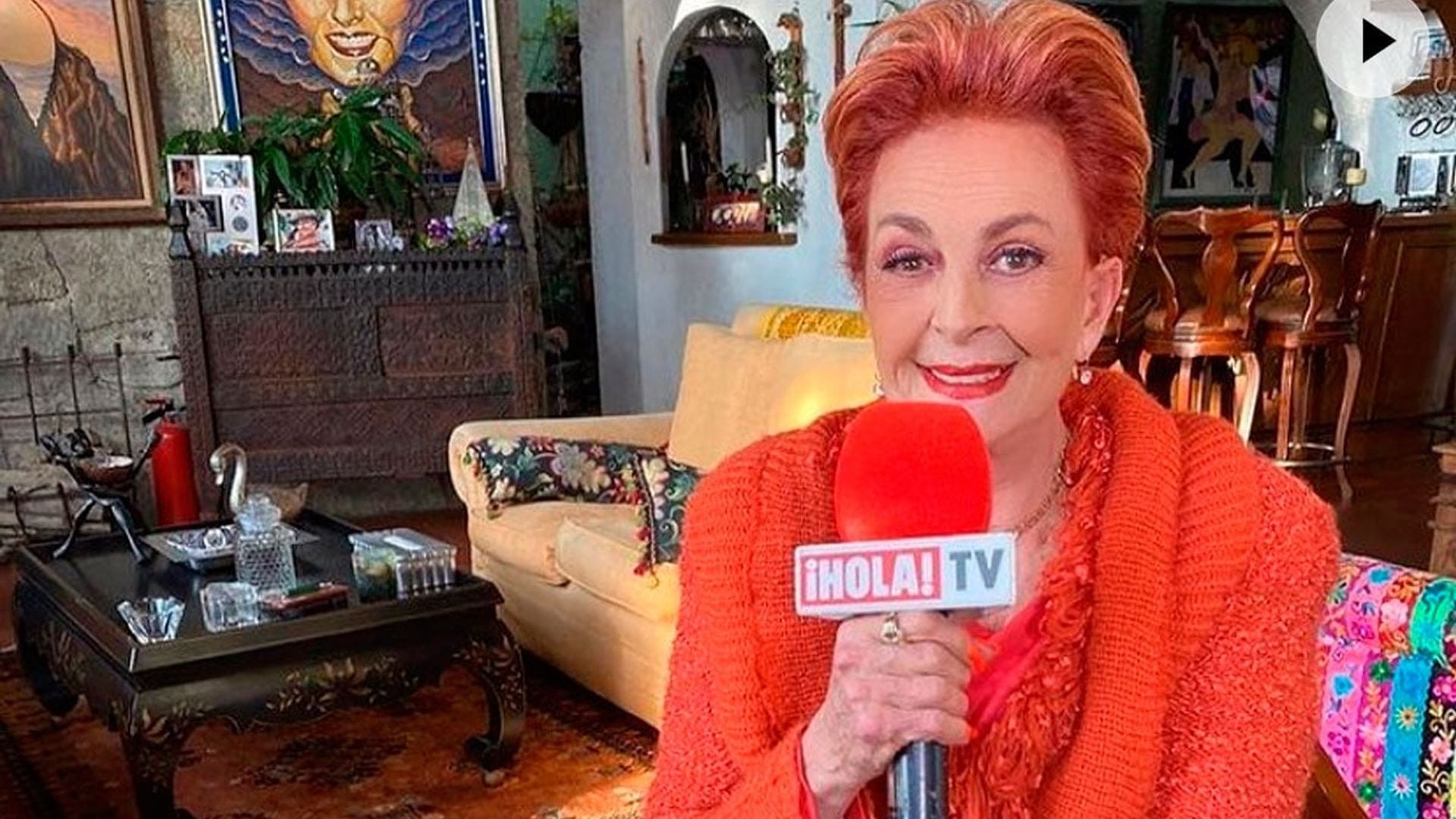 ‘El dolor, claro que lo tengo, acá guardadito, es mío’, decía Talina Fernández al recibir a ¡HOLA TV! en su hogar