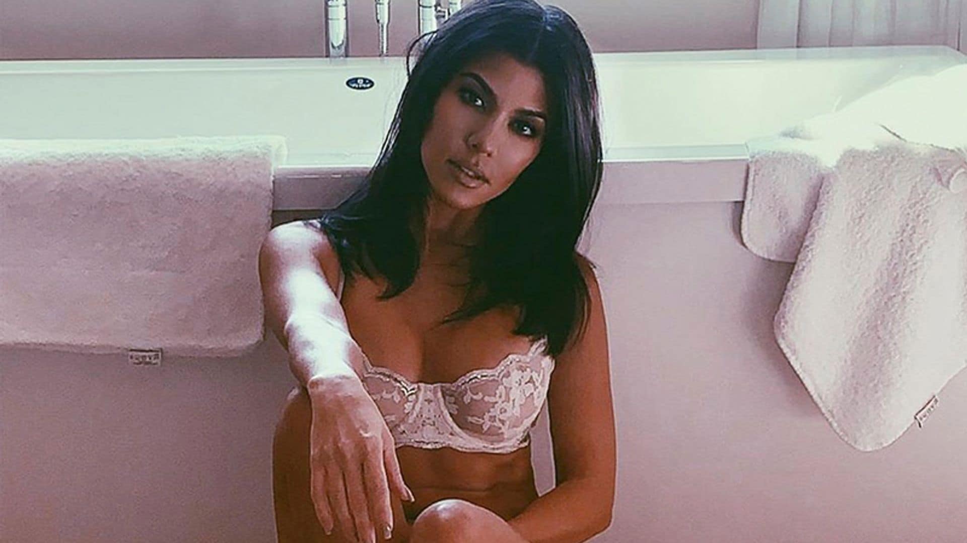 La mascarilla casera para pelo teñido que recomienda Kourtney Kardashian