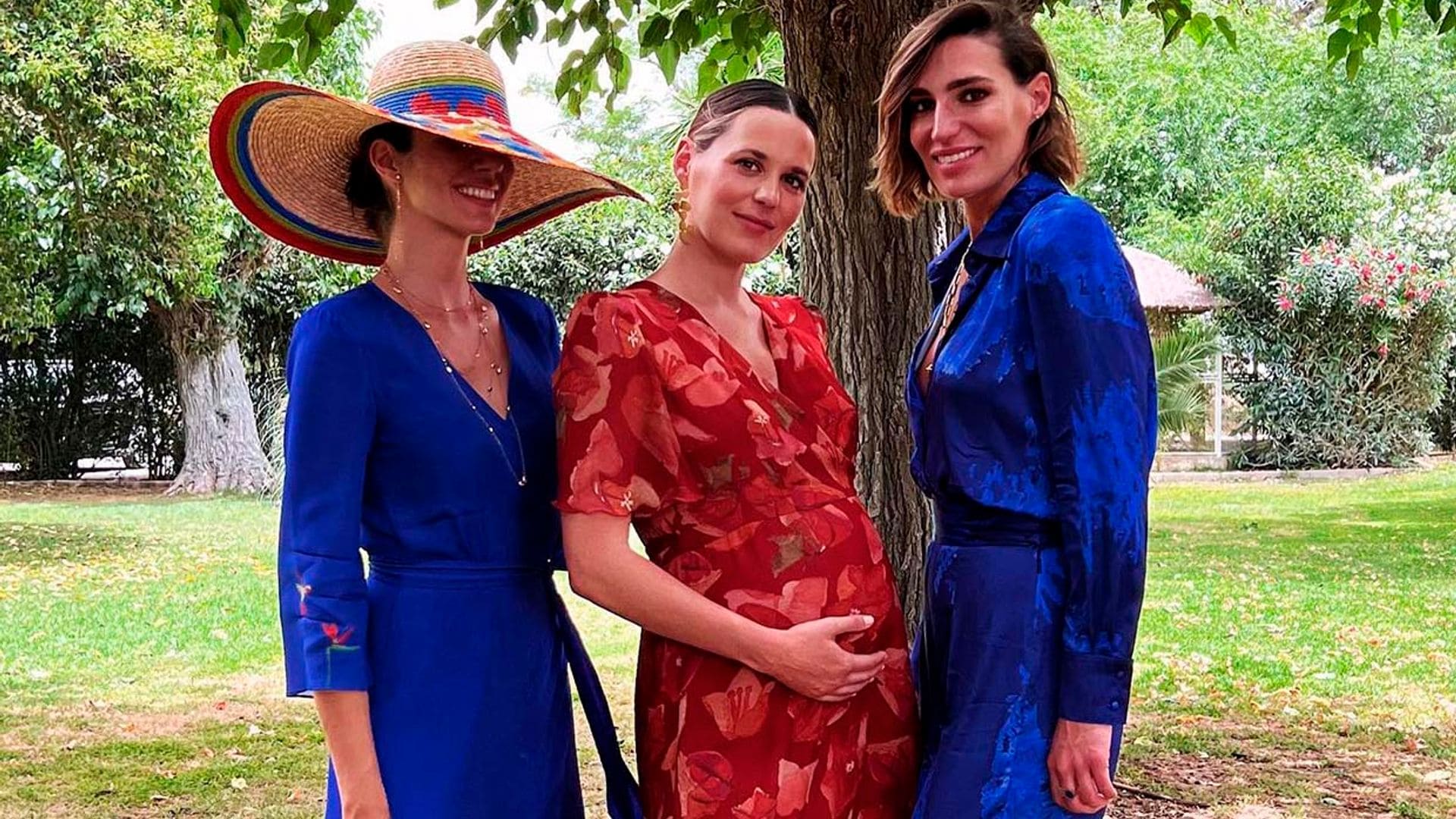 Eugenia y Claudia Osborne, embarazadísima, se van de boda ¡y presumen de sus trajes diseñados por Ana Cristina Portillo!