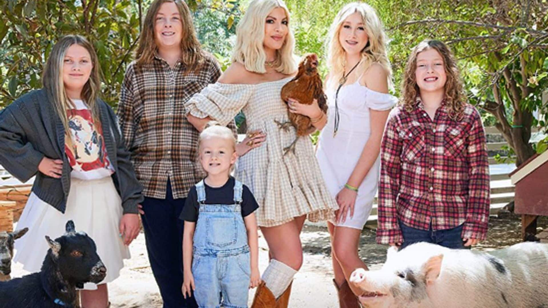 Las fotografías que vienen a demostrar que Tori Spelling y Dean McDermott hacen vidas separadas