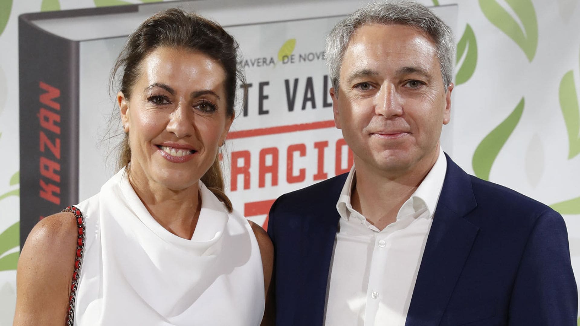 Ángeles Blanco presume de su marido, Vicente Vallés, tras su último éxito
