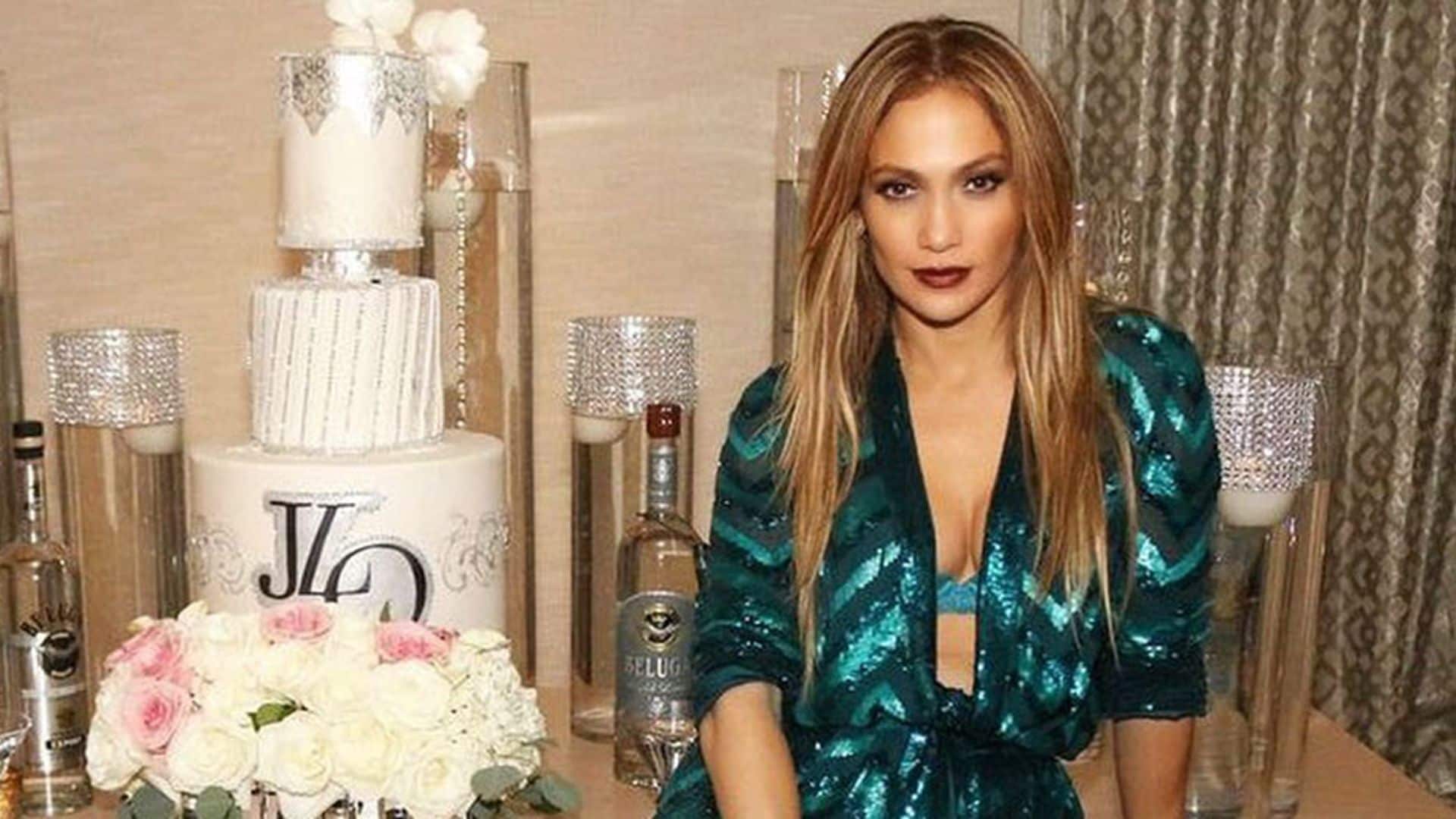 Jennifer Lopez pastel cumpleanos