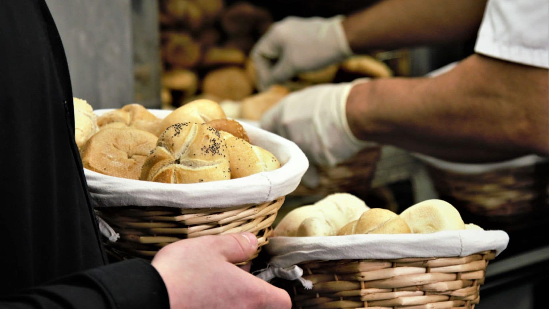 ¿Es realmente necesario retirar los carbohidratos de la dieta cuando queremos adelgazar?