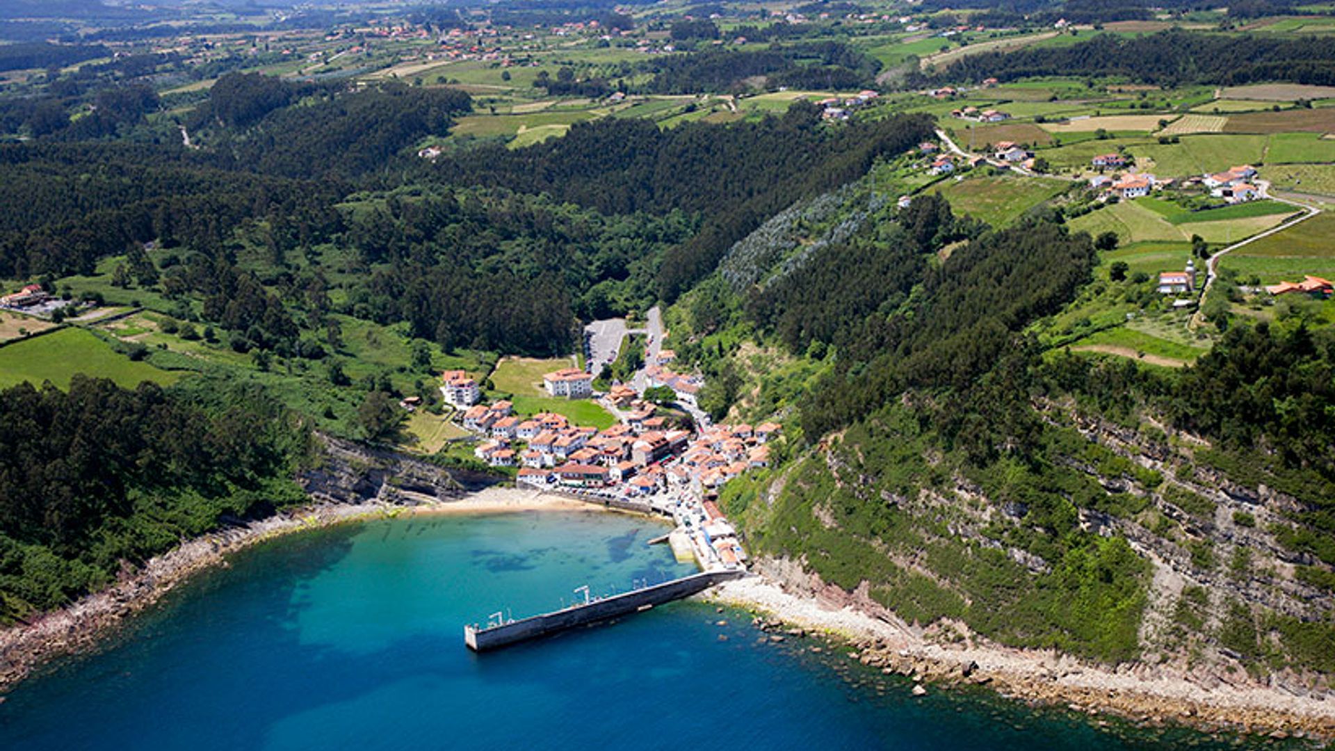 Tres rincones asturianos que son de anuncio (el más esperado de la Navidad)