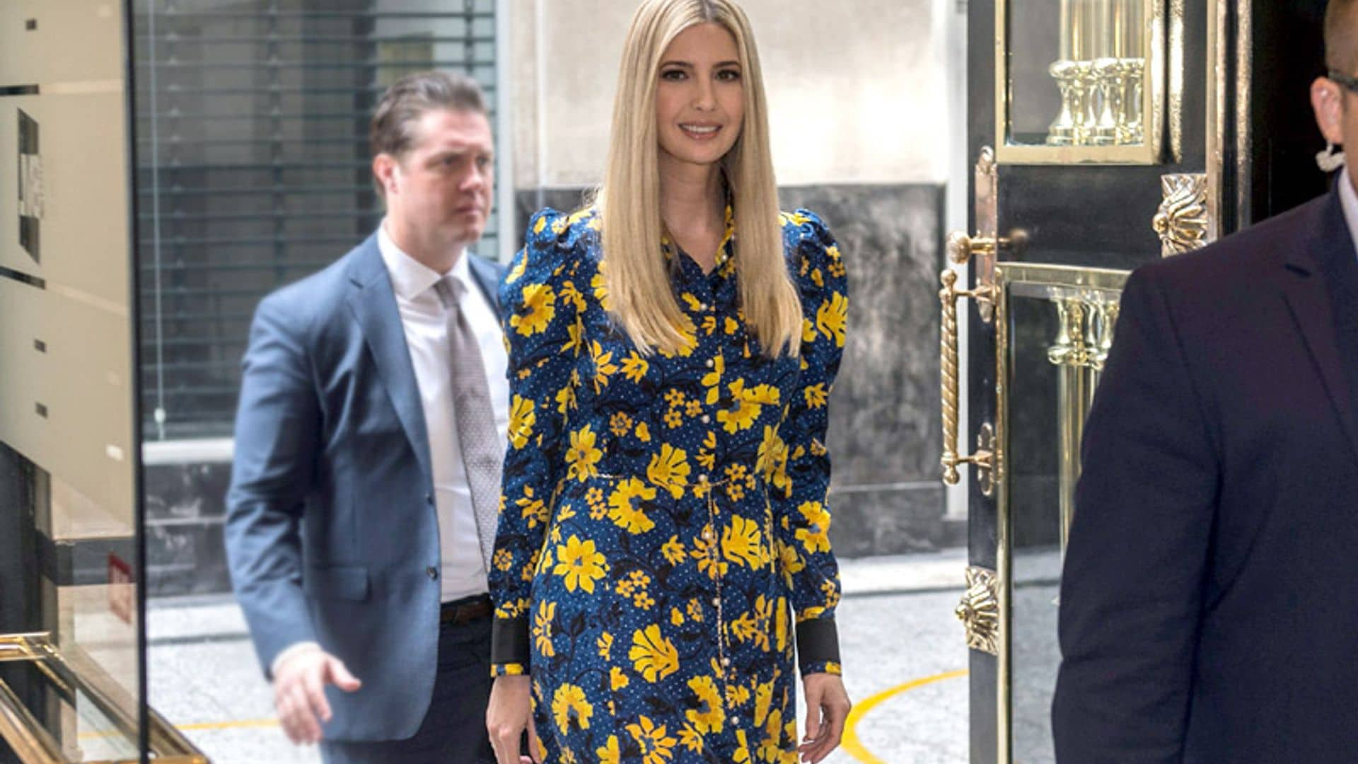 Las curiosidades del vestido de flores (rebajado) de Ivanka Trump