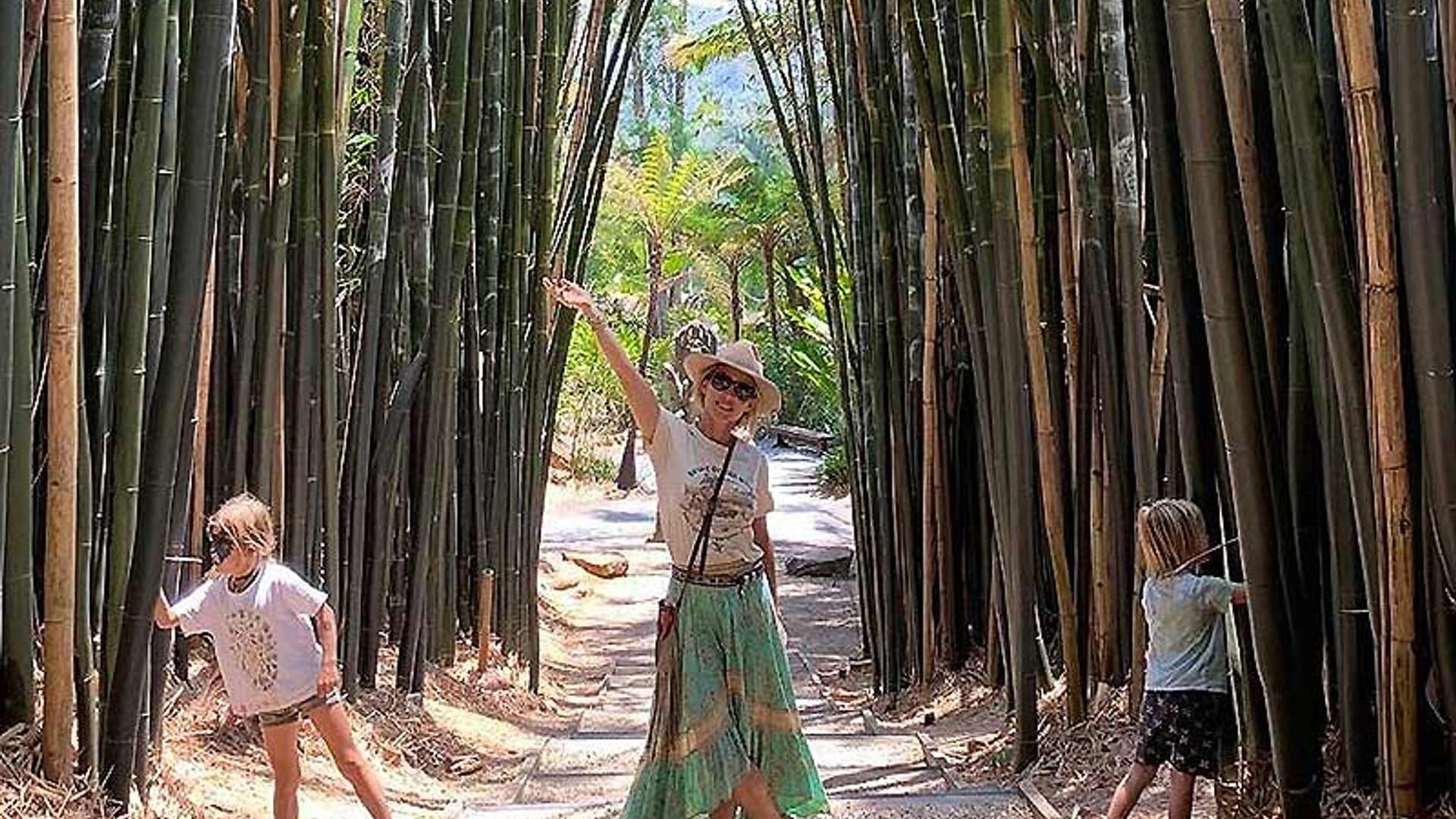 Bosques encantados, castillos de cristal... ¿Están Elsa Pataky y sus hijos dentro de un cuento de hadas?