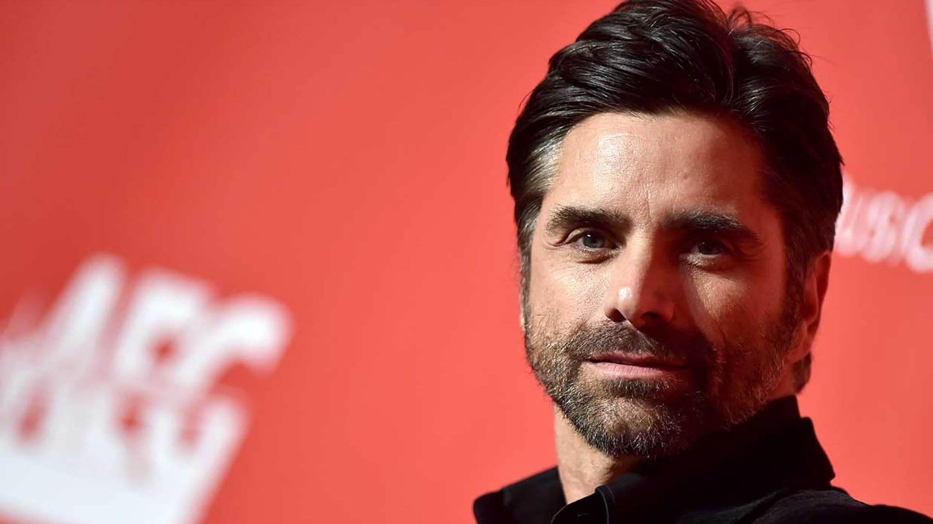 John Stamos habla de los duros momentos que vivió tras el nacimiento prematuro de su bebé