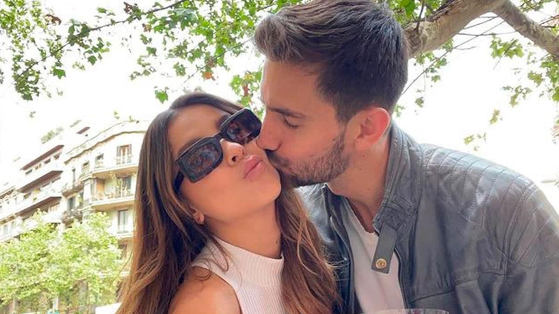 A un mes de su boda civil, Paulina Goto y Rodrigo Saval celebran cuatro años de amor