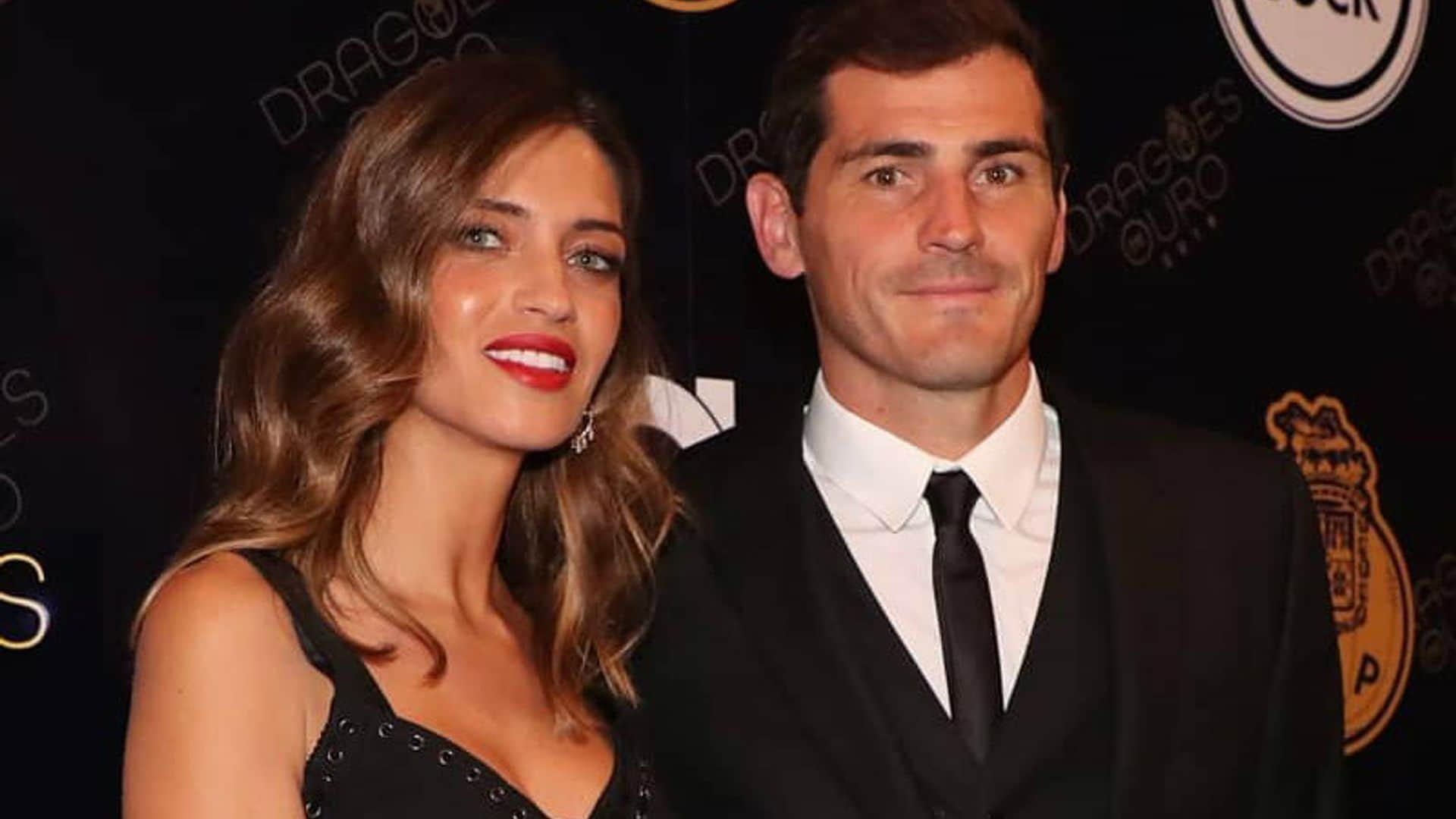 Sara Carbonero celebra el éxito de Iker Casillas con un vestido sirena