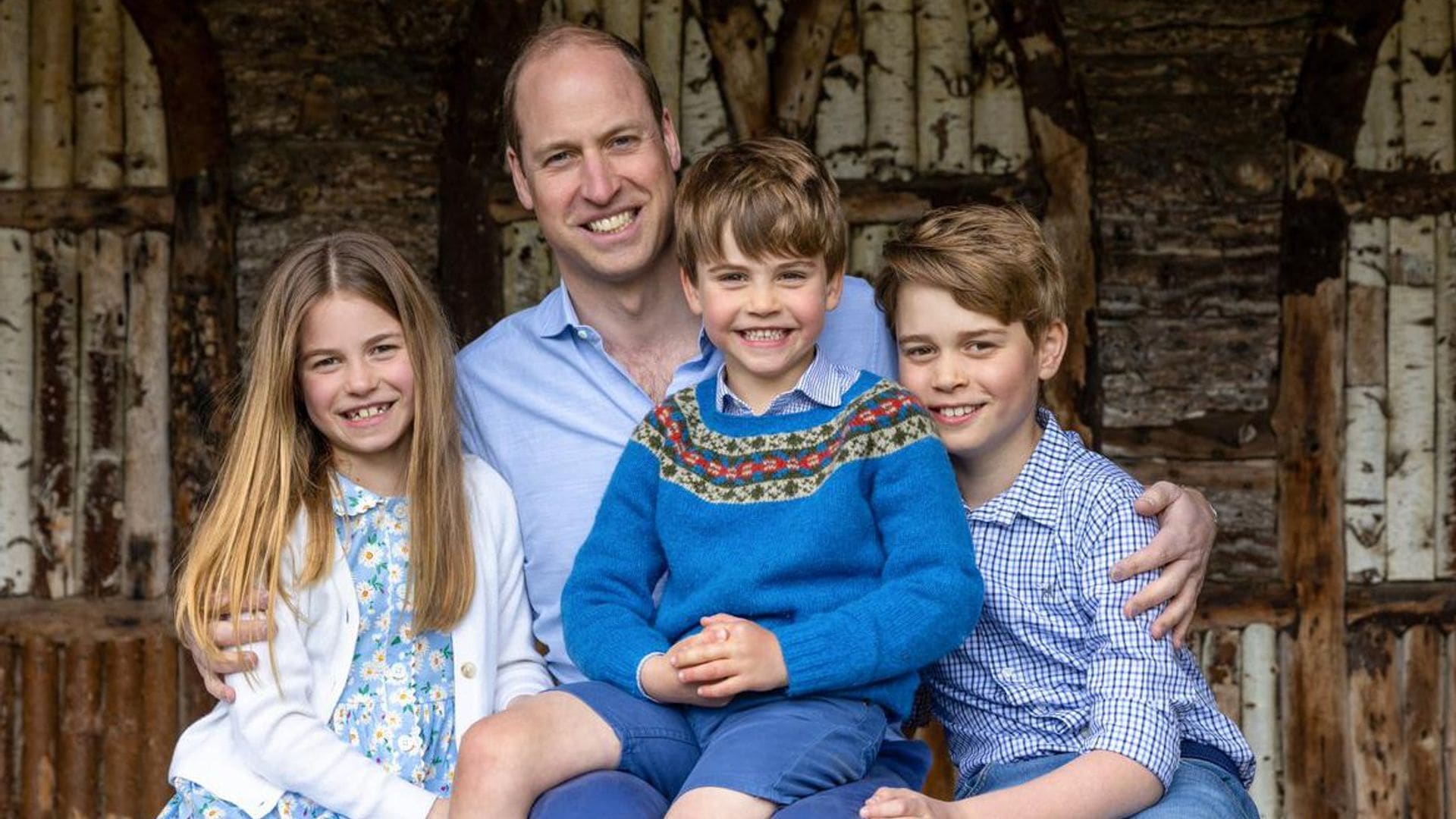 Revelan nuevas imágenes del príncipe William con sus tres hijos