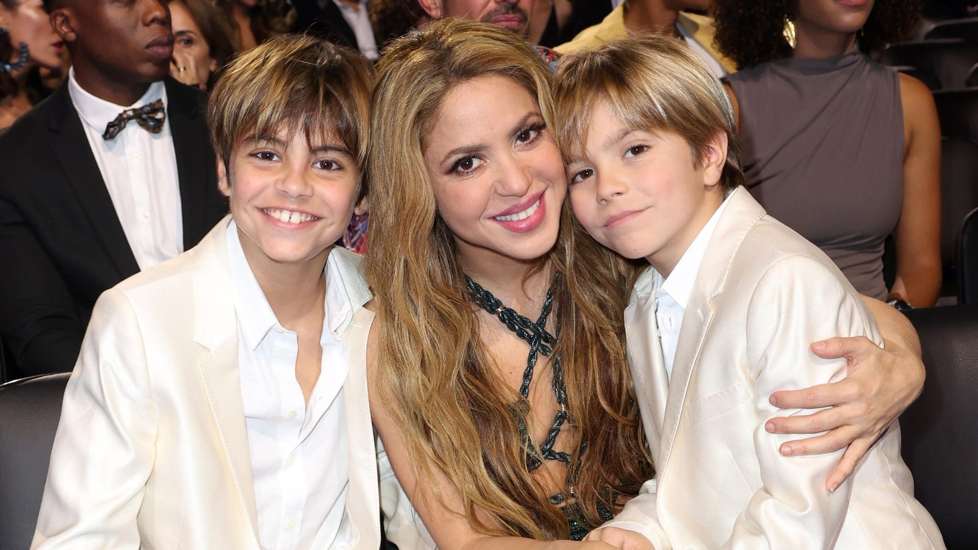 shakira y sus hijos