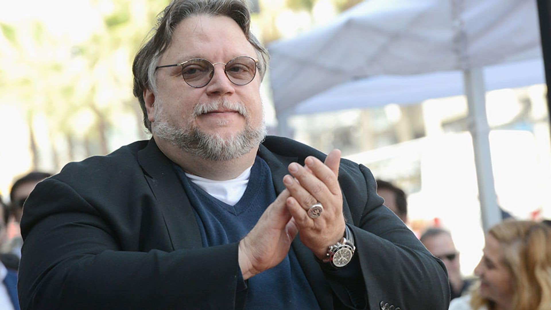 Guillermo del Toro indignado con una marca de cerveza por utilizar su imagen sin permiso