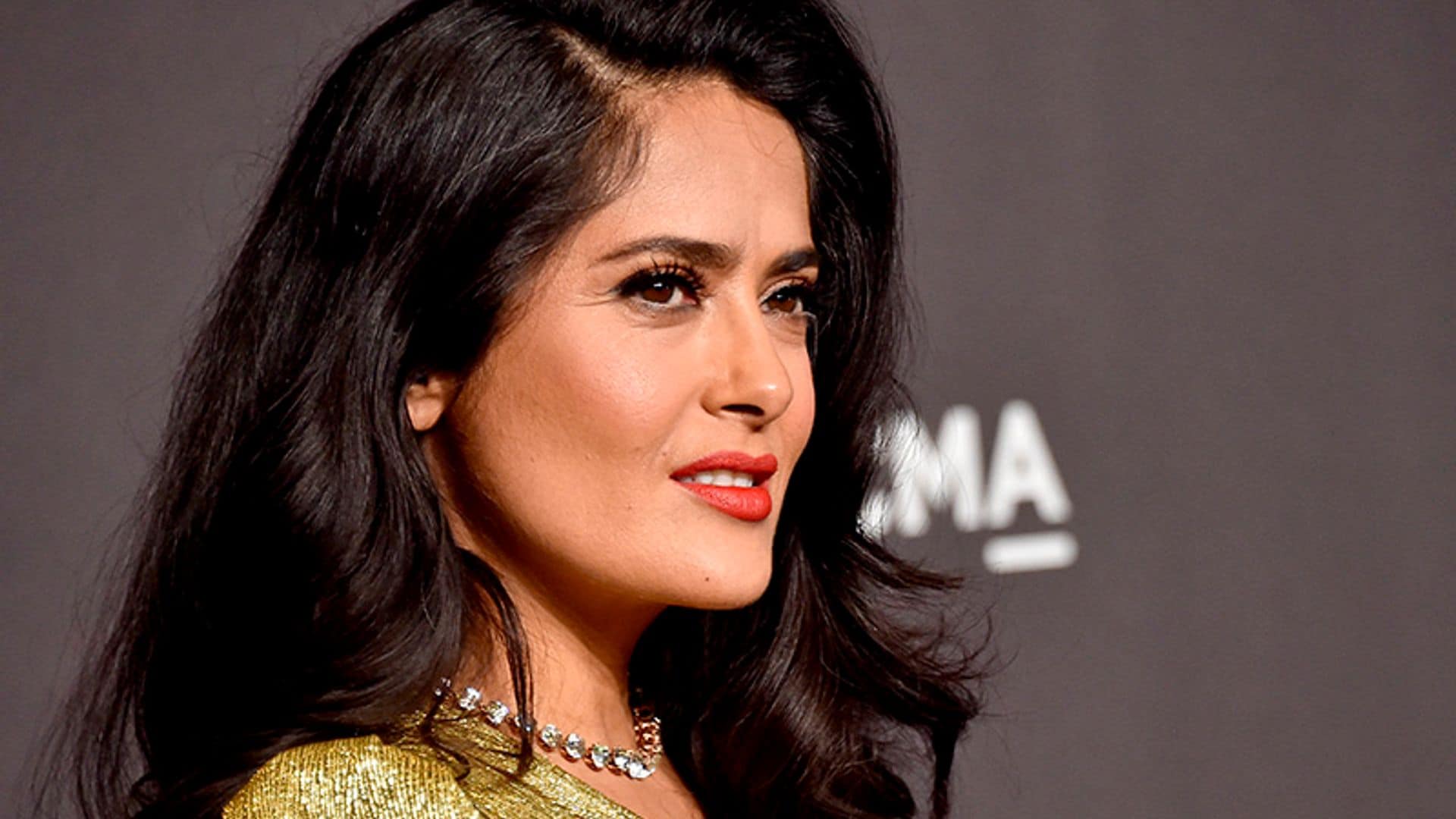 Salma Hayek comparte su foto más real en Instagram: 'Orgullosa de mis canas'