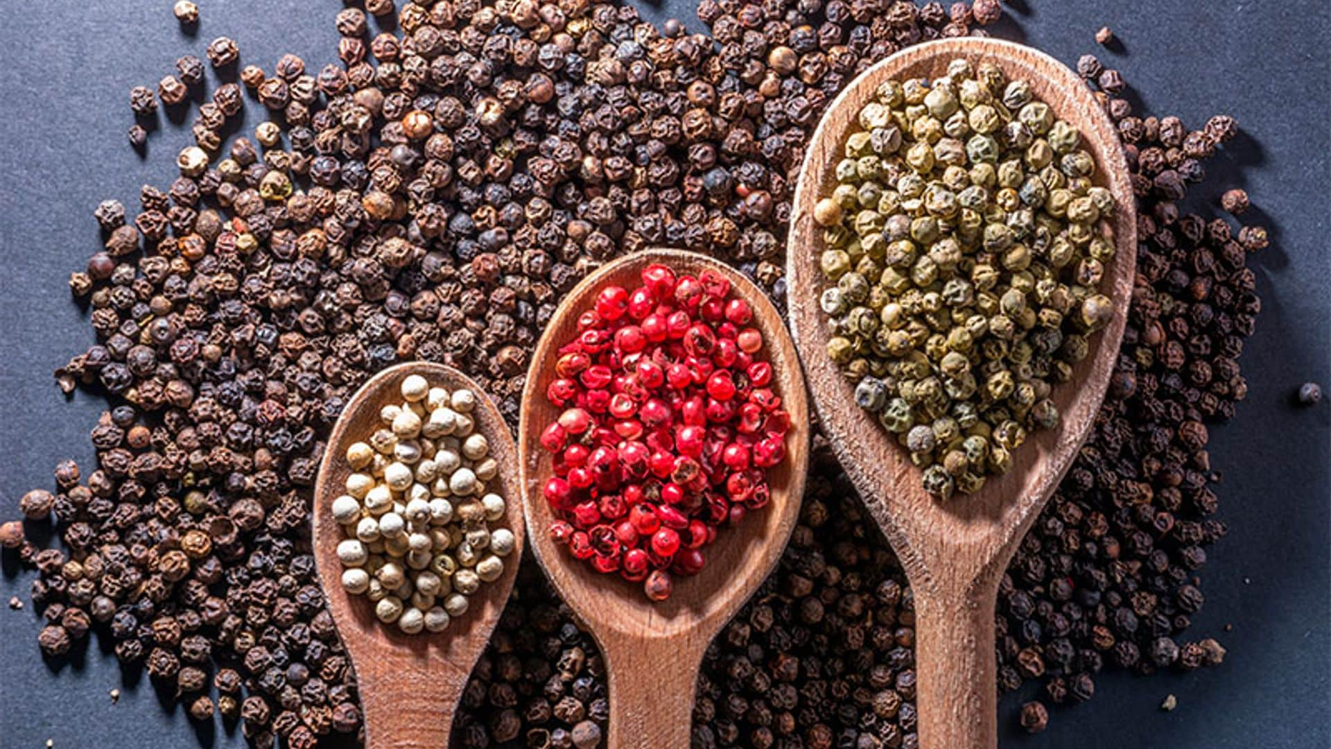 Aromatiza tus platos con distintas variedades de pimienta