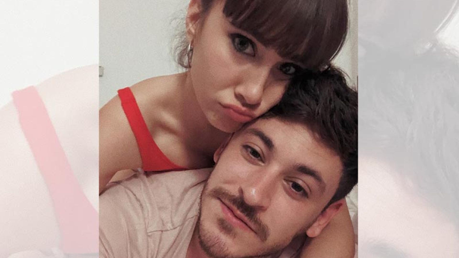 El primer beso en público de Aitana y Cepeda tras las imágenes en ¡HOLA! que confirman su relación