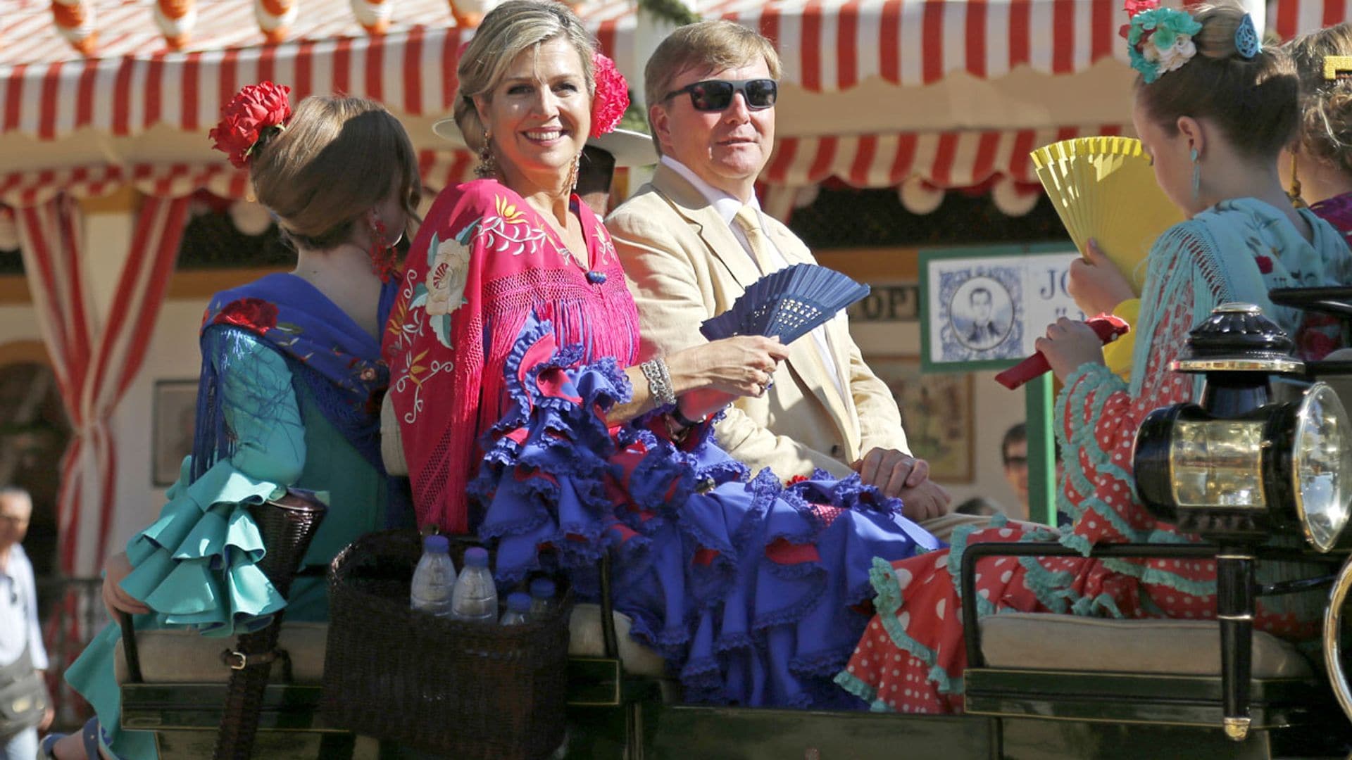 Hace tres años, Máxima y sus hijas llevaron trajes de flamenca en Sevilla