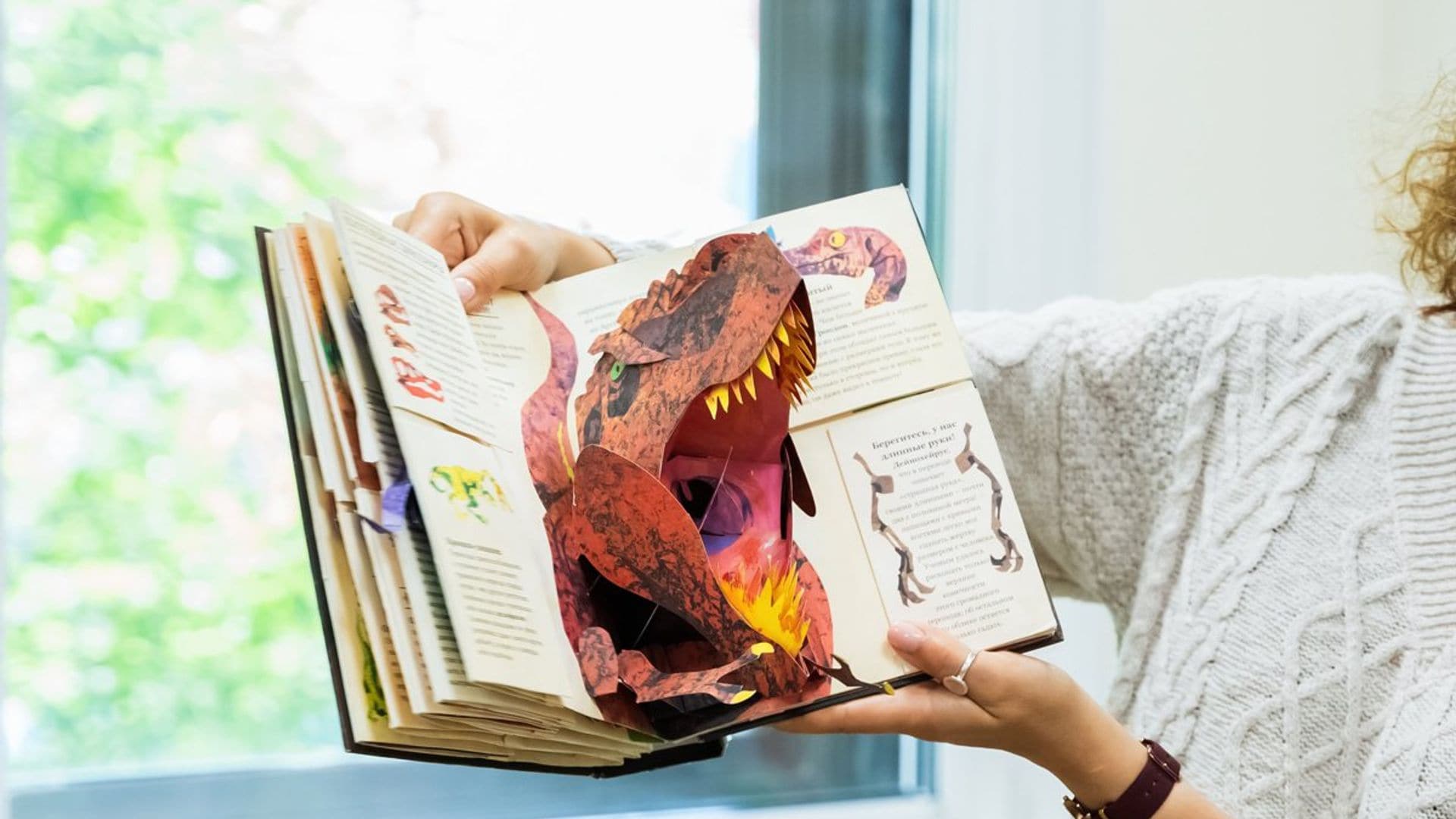 ¿A tu hijo le gustan los dinosaurios? Con estos libros lo aprenderán todo sobre ellos