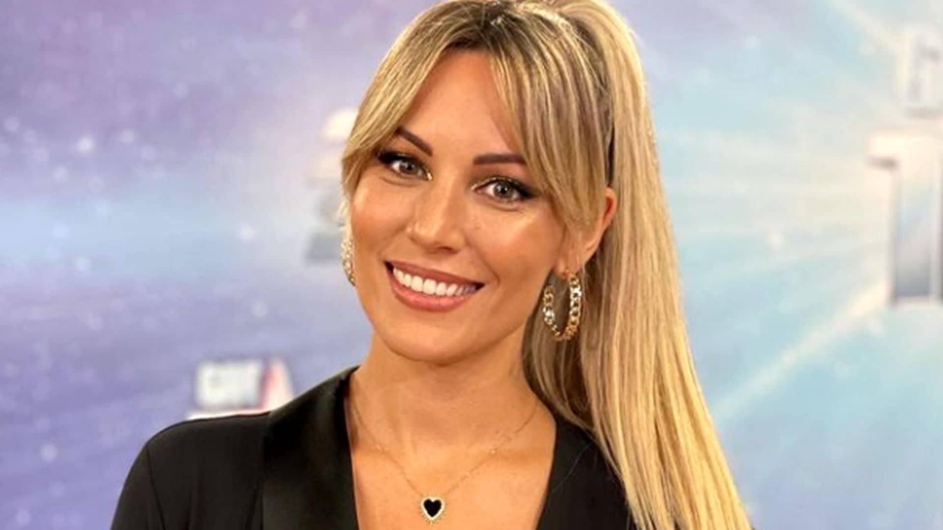 Edurne, de vuelta a los platós como madre primeriza con un precioso recuerdo de su hija