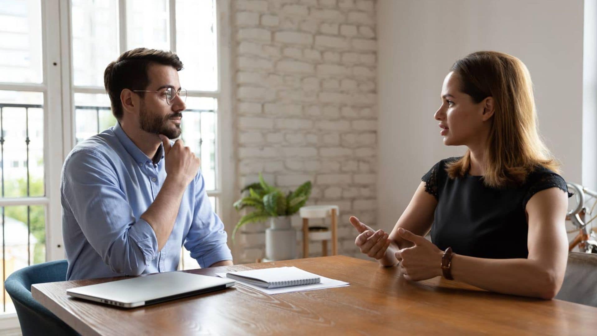 La importancia de escoger las palabras correctas en una entrevista de trabajo