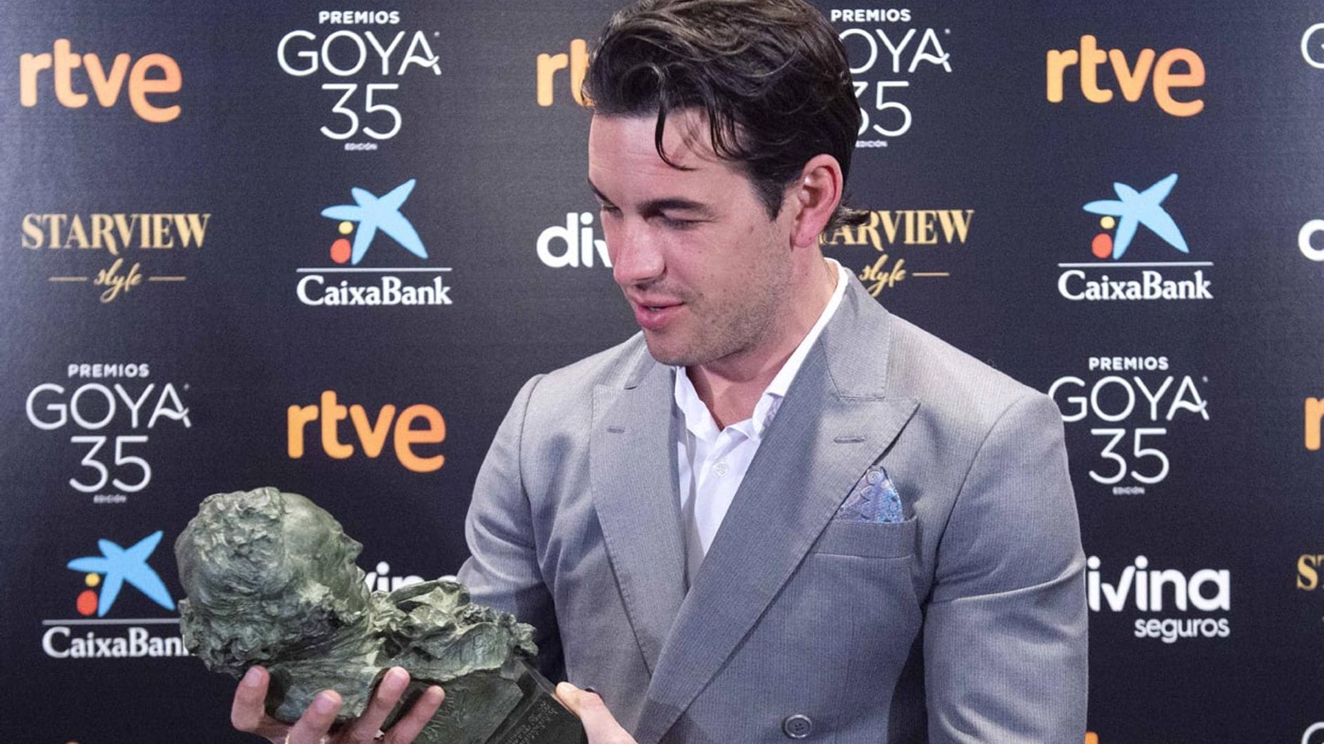 Mario Casas, con su Goya ya en la mano, cuenta lo que nunca olvidará de la edición de este año