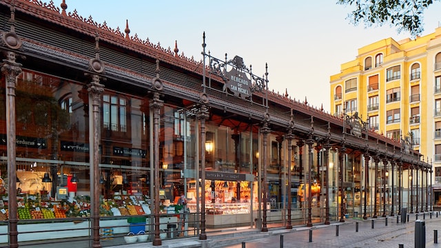 Entrada del Mercado de San Miguel en Madrid