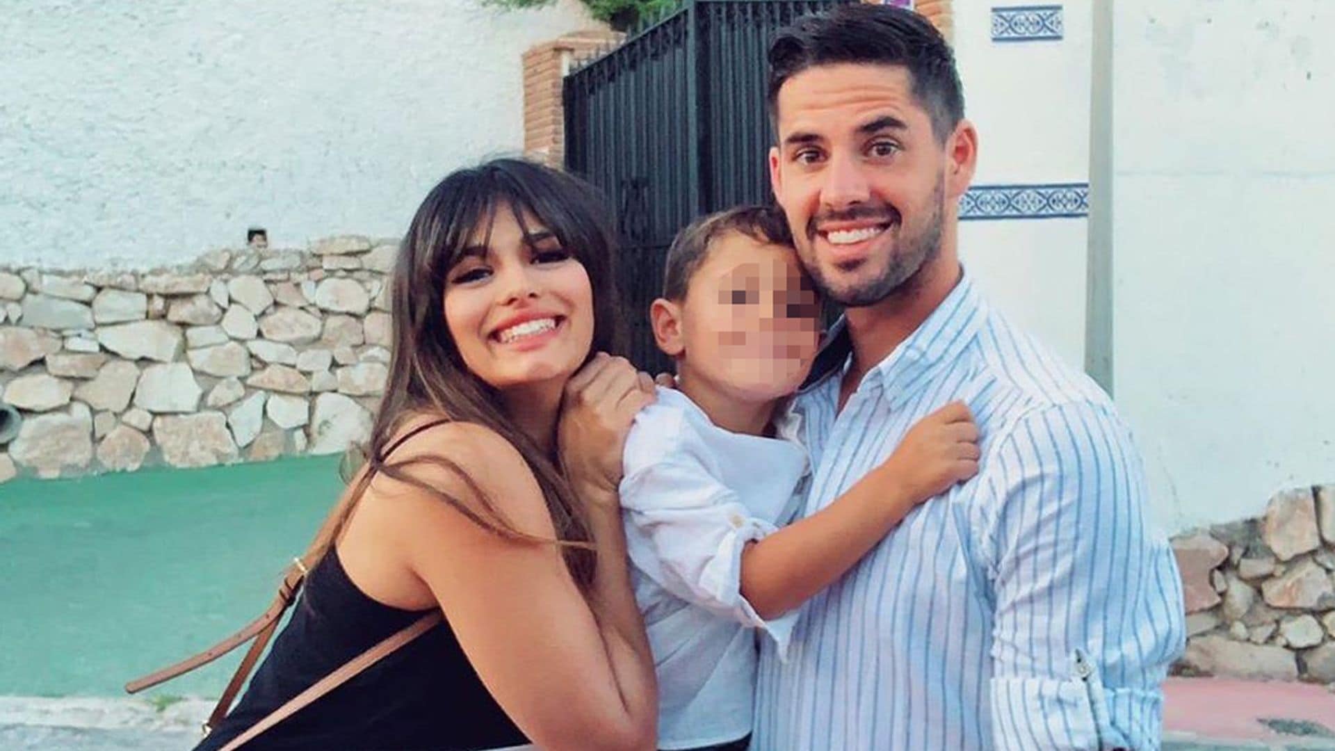 ¡Hinchables y una tarta de superhéroes! Sara Sálamo celebra el cumpleaños del hijo mayor de Isco Alarcón