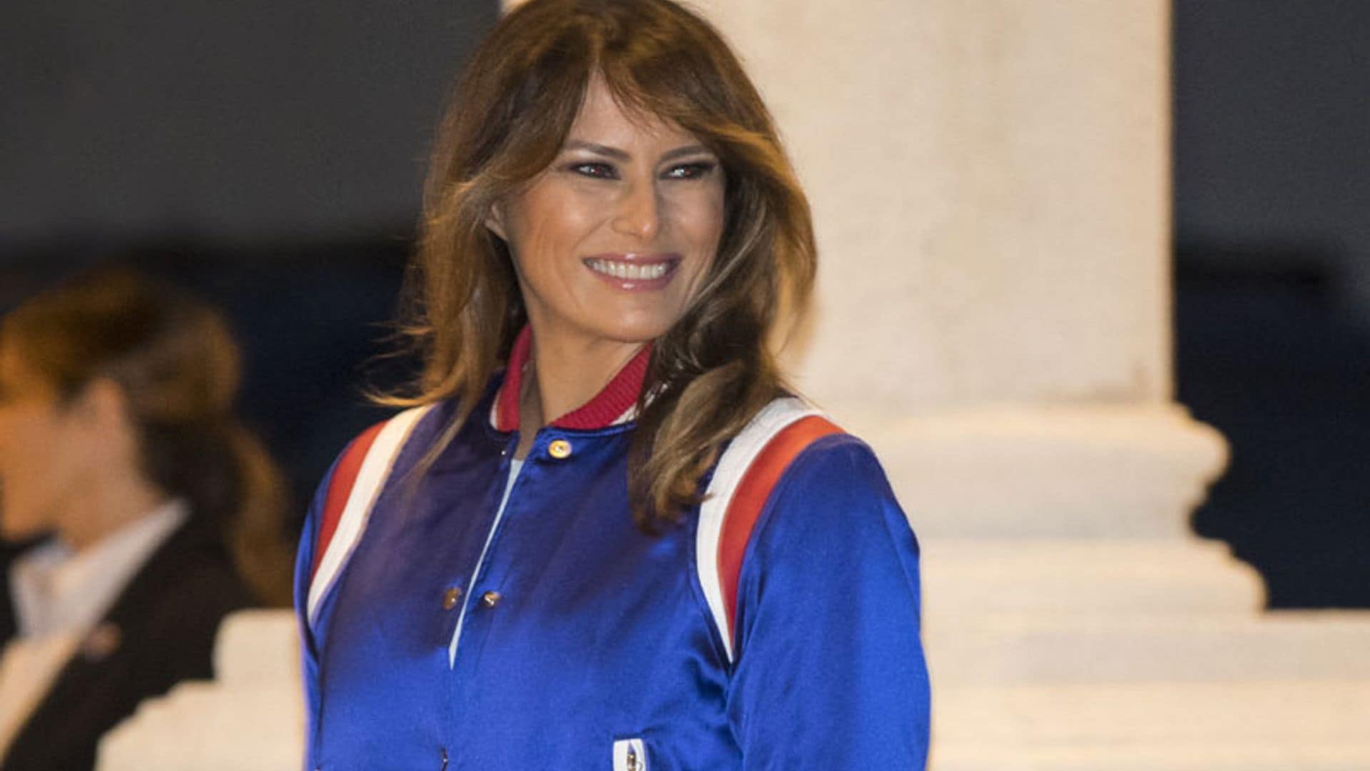 Melania Trump invierte más de 2.300 € en ropa para ver la Super Bowl