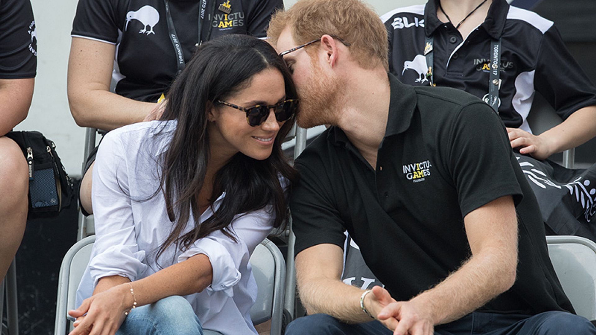 Sonrisas, miradas, gestos… Harry y Meghan como nunca los habíamos visto