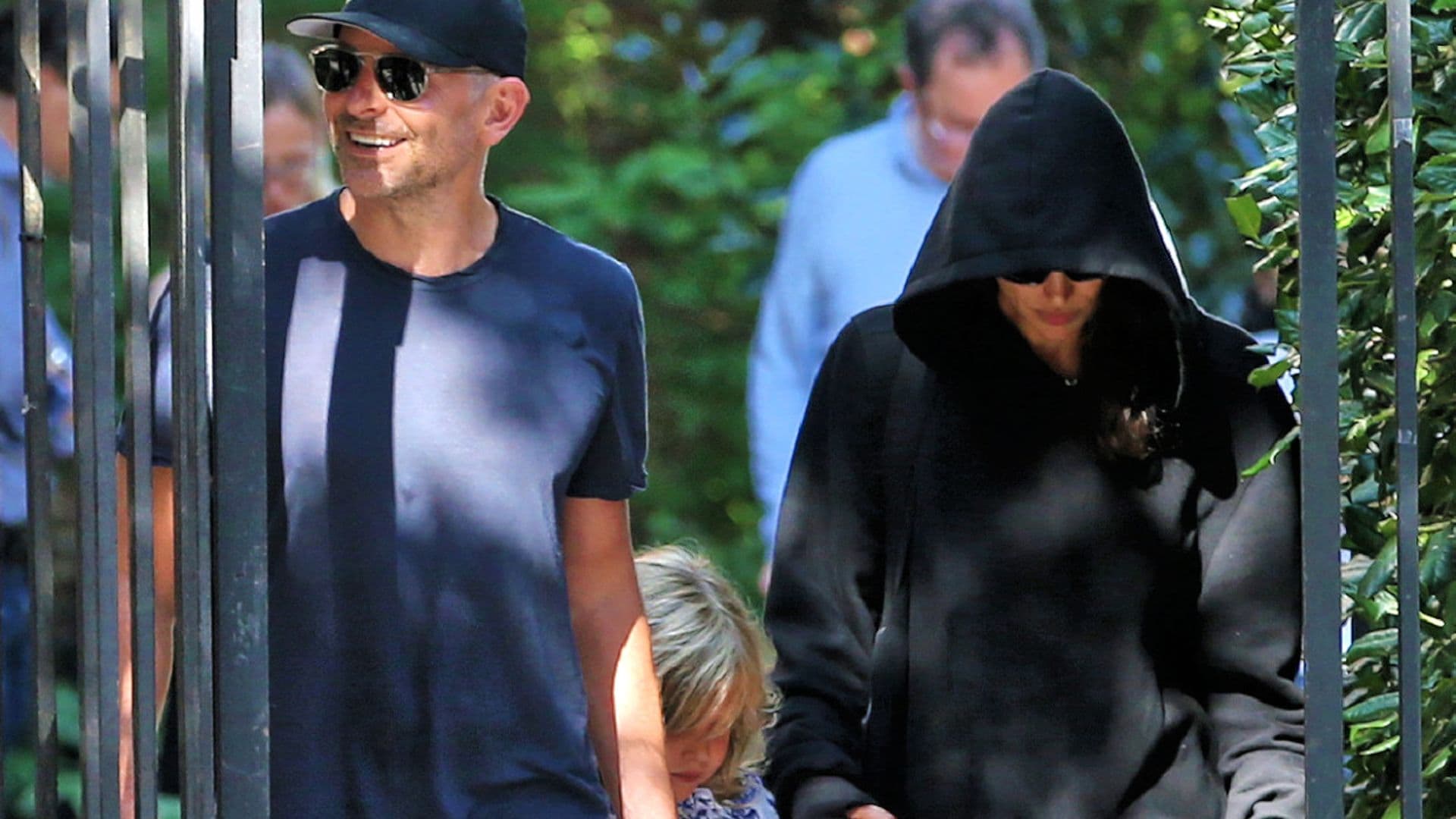 Irina Shayk y Bradley Cooper, juntos de nuevo con su hija Lea tras sus vacaciones venecianas