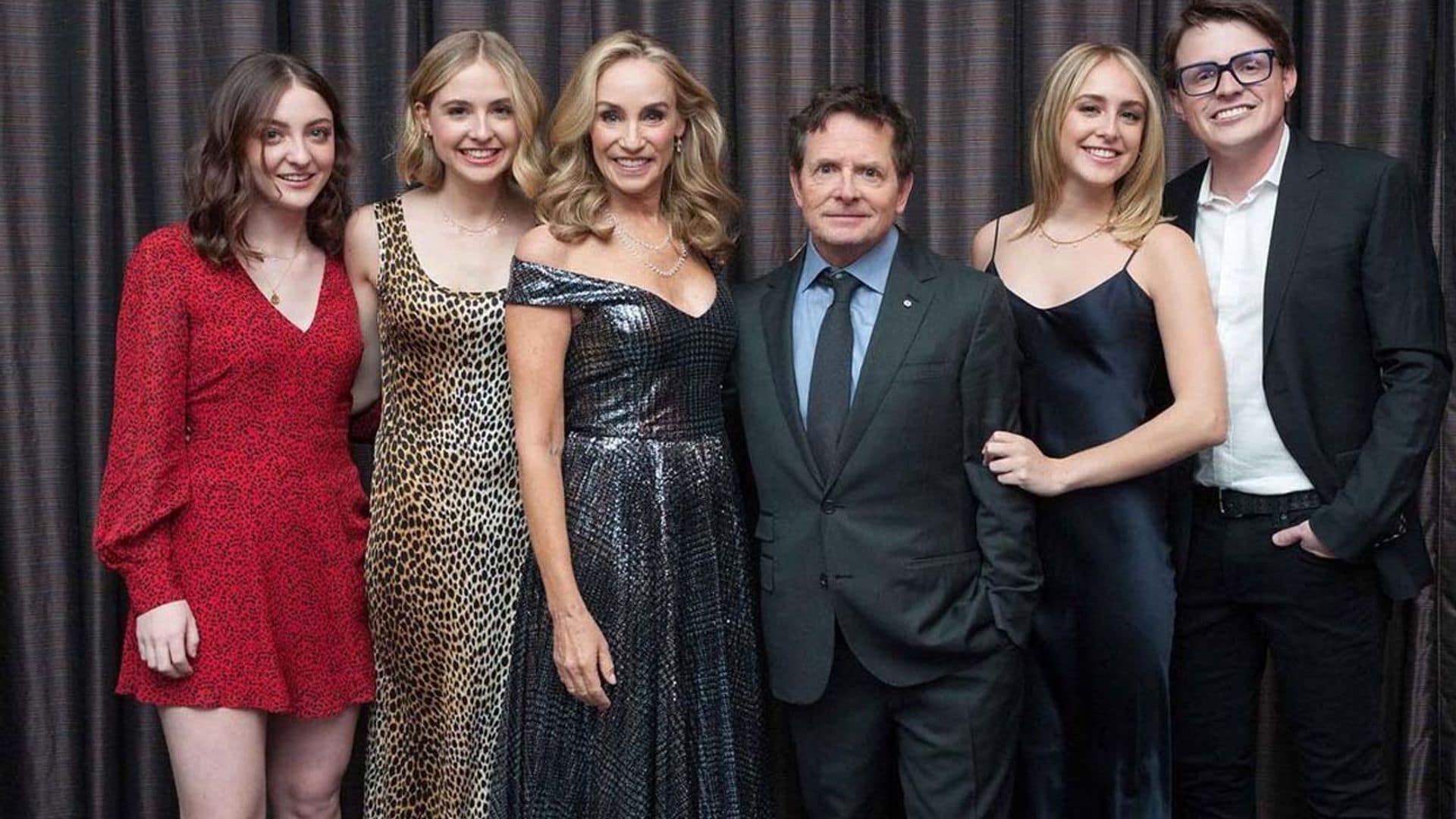 Mientras el mayor sigue sus pasos, sus hijas se han alejado de Hollywood: conoce a la familia de Michael J. Fox